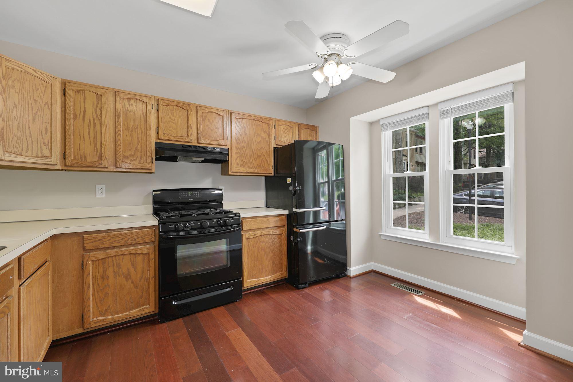 BONIFANT WOODS - Residential