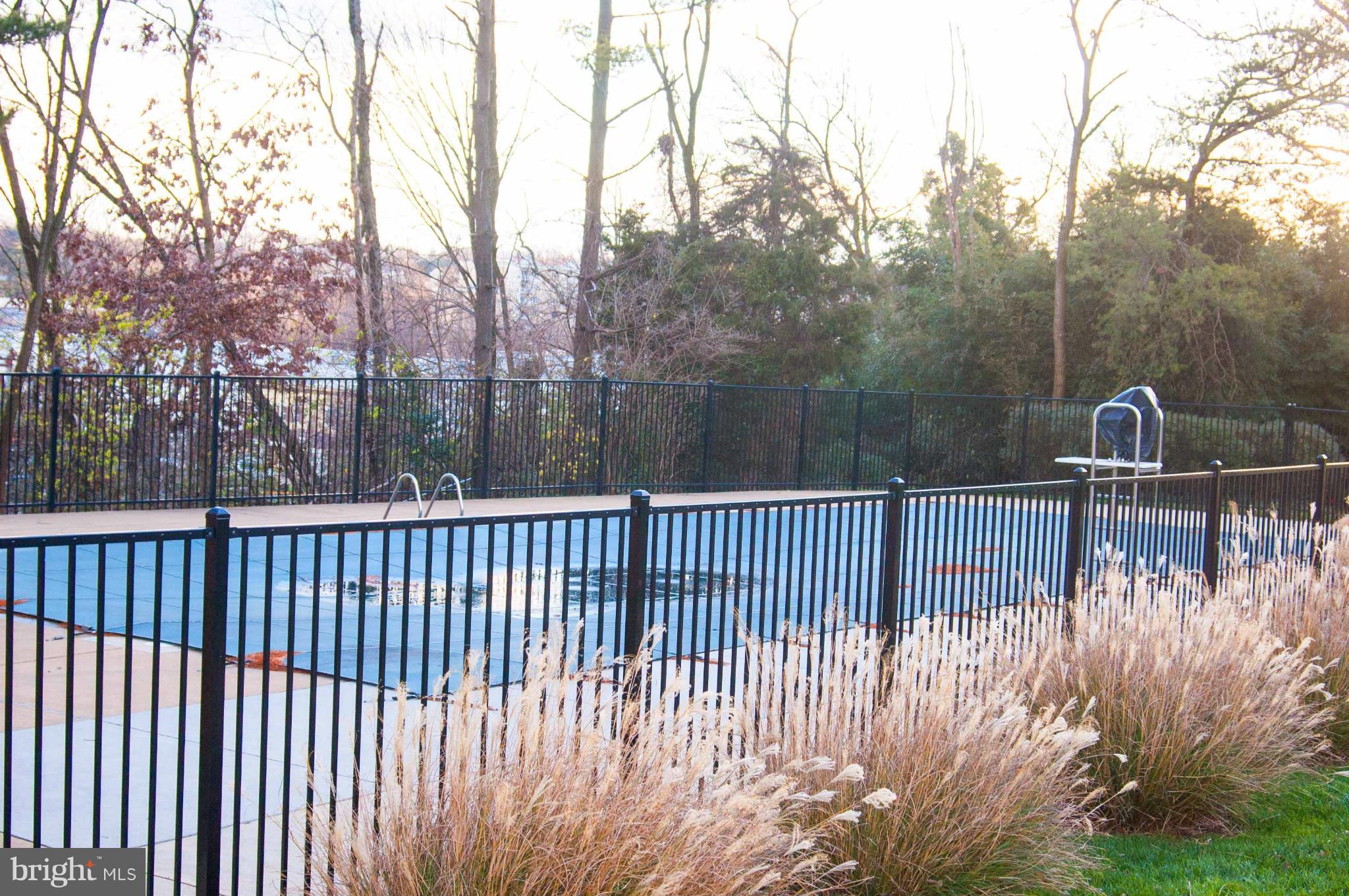 EDSALL TERRACE - Residential