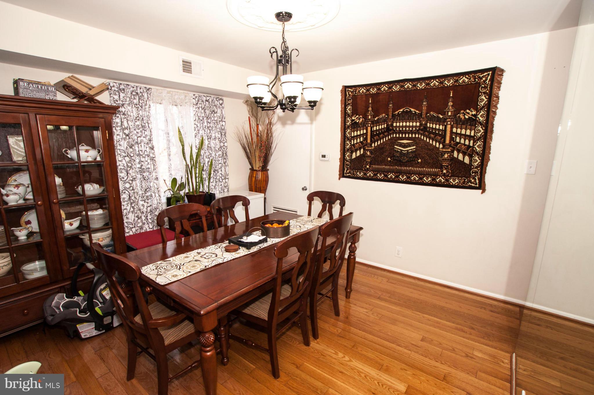 EDSALL TERRACE - Residential