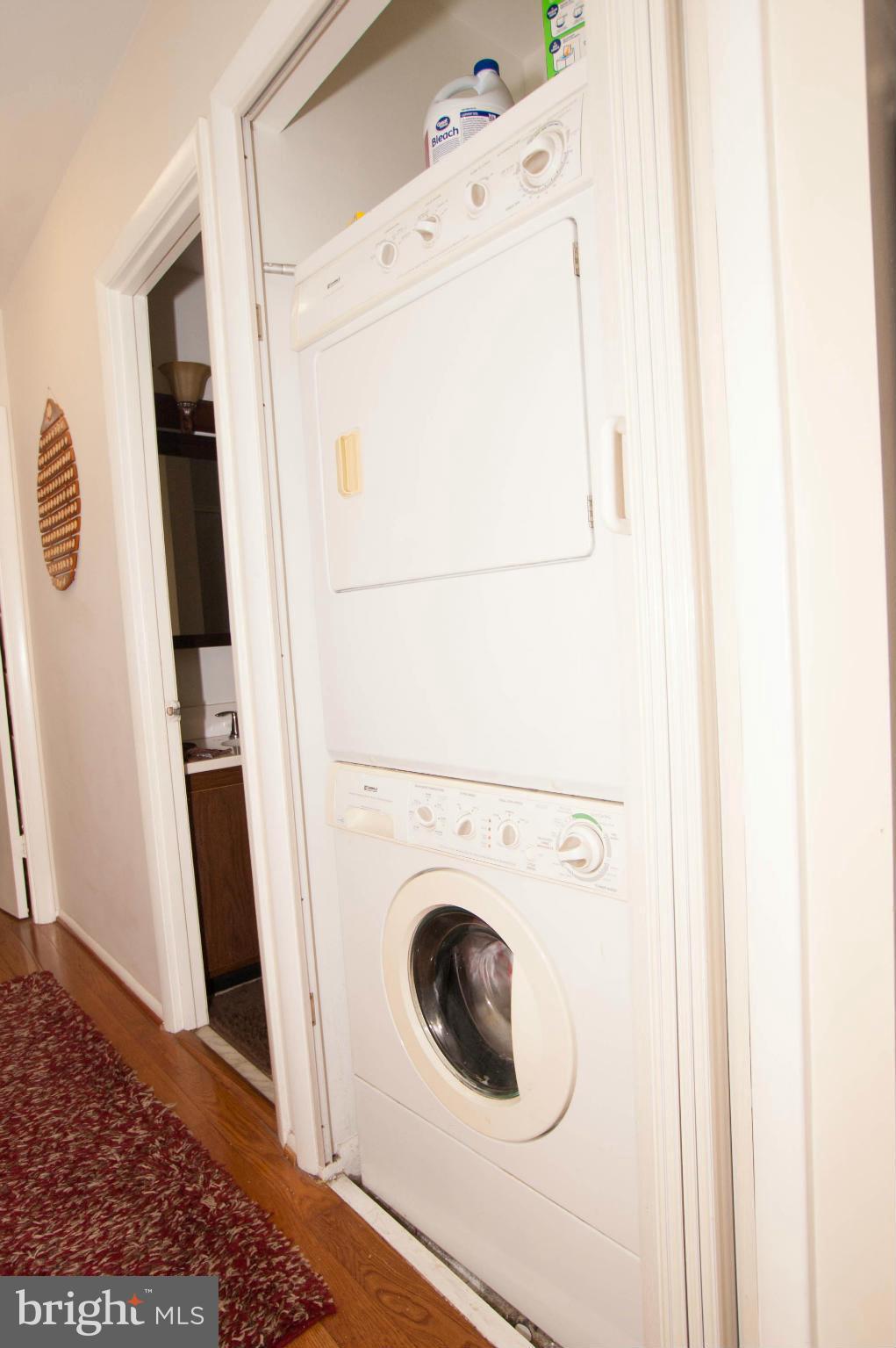 EDSALL TERRACE - Residential