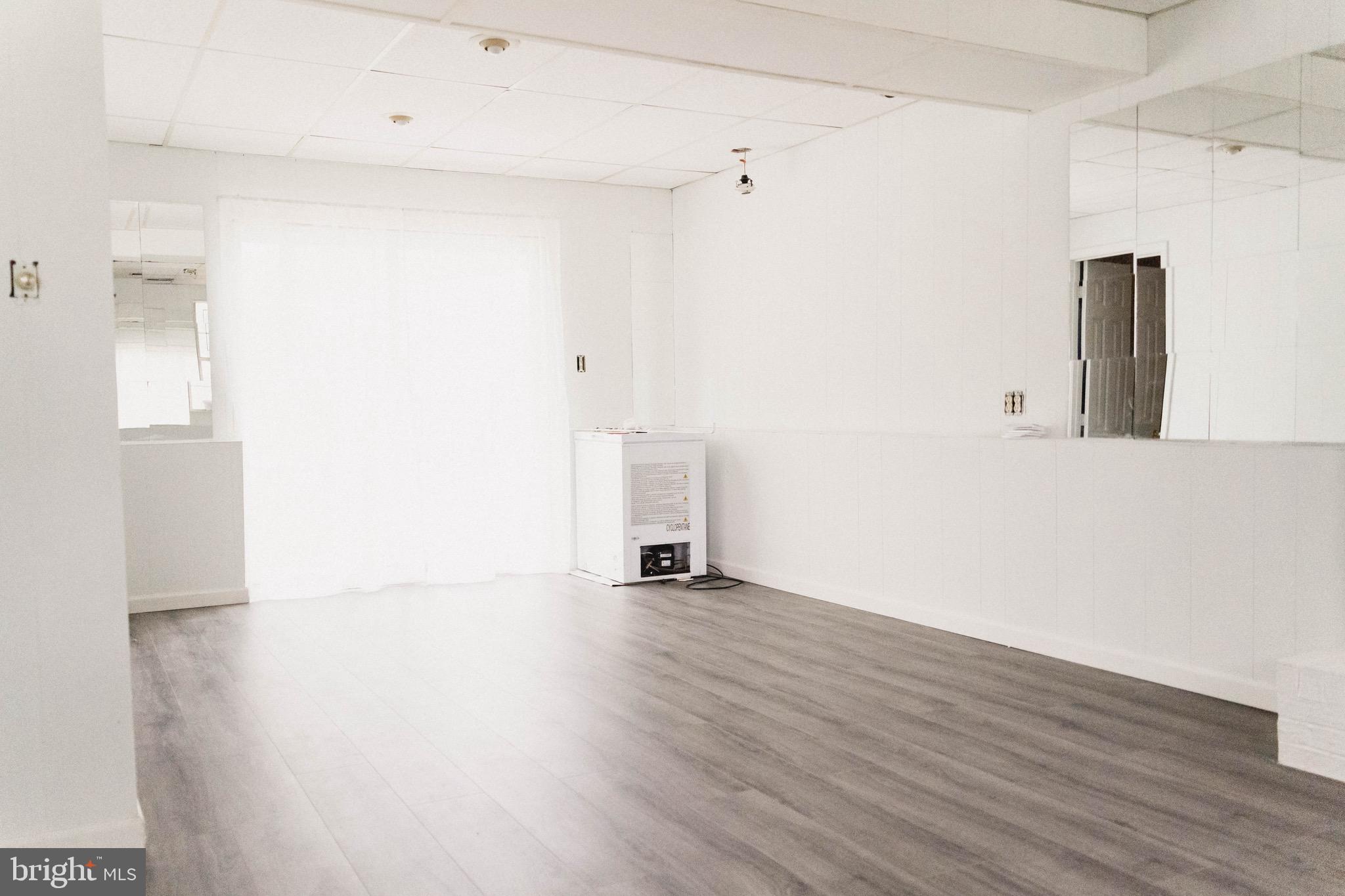 WAKEFIELD - Residential