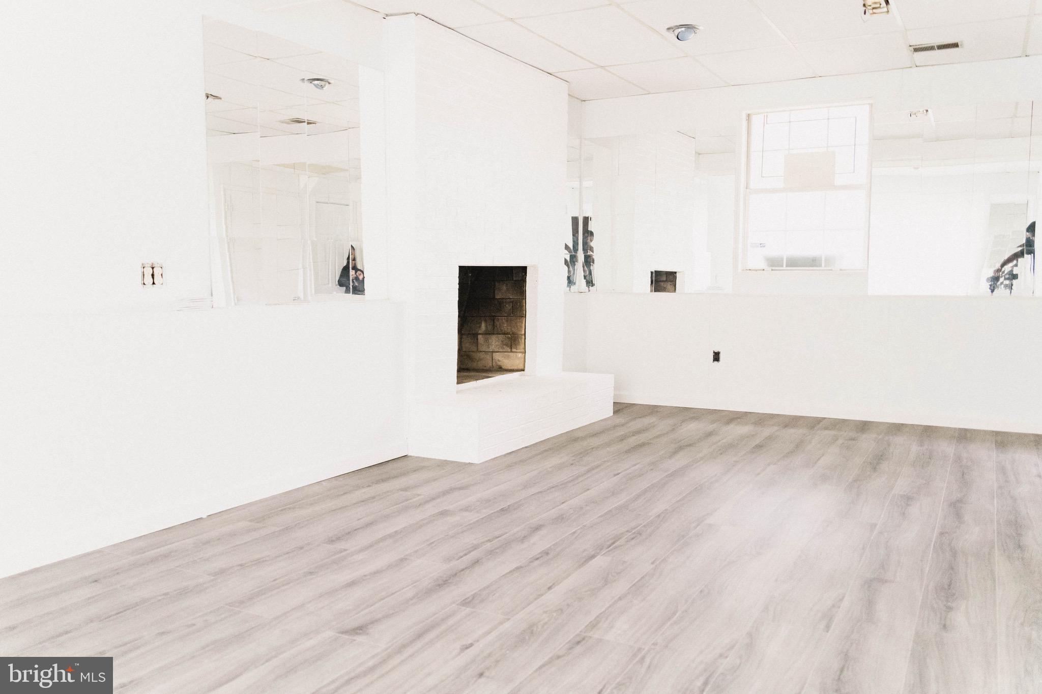 WAKEFIELD - Residential