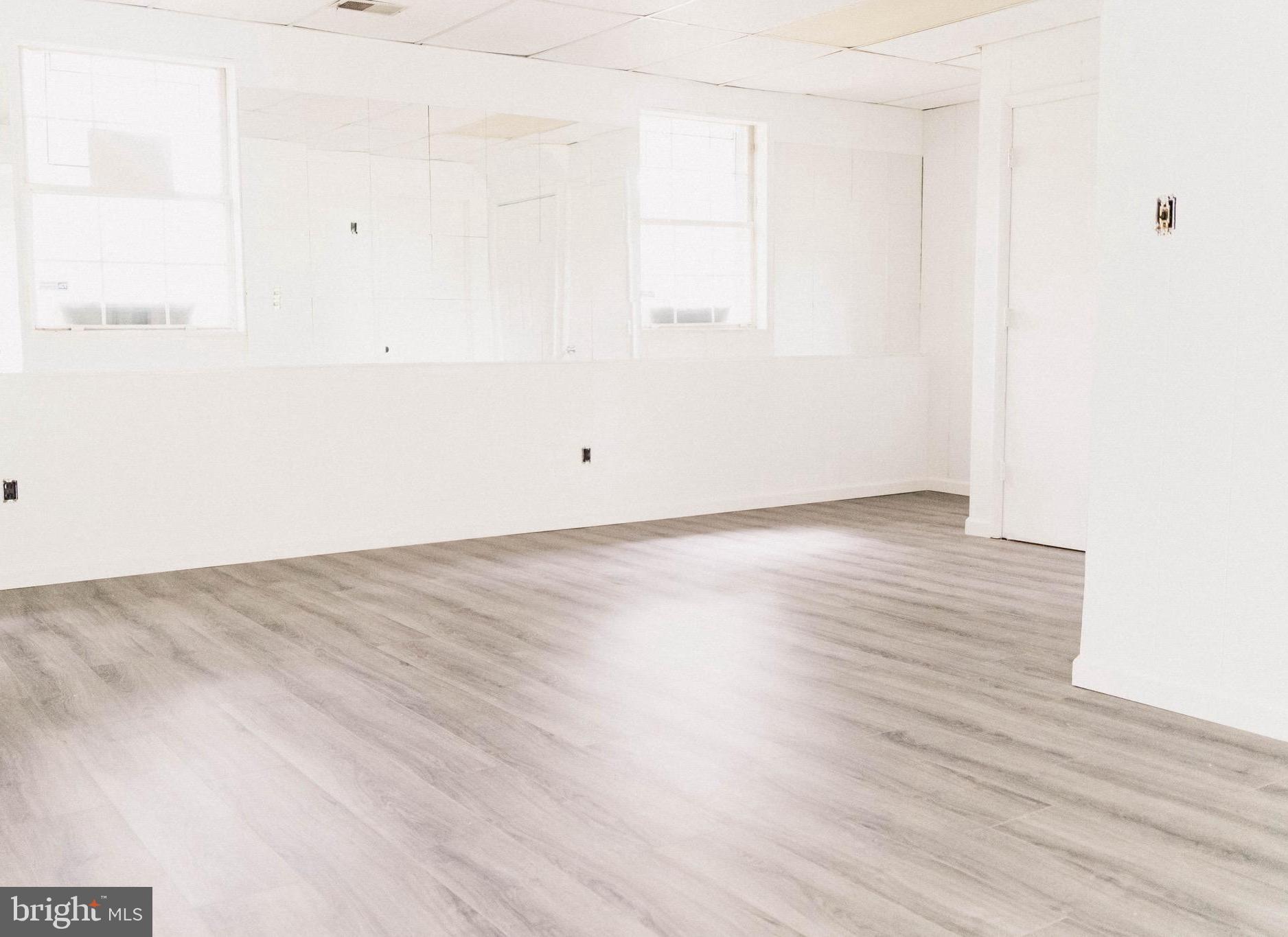 WAKEFIELD - Residential