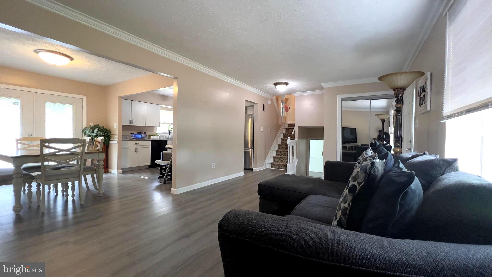 WAKEFIELD - Residential