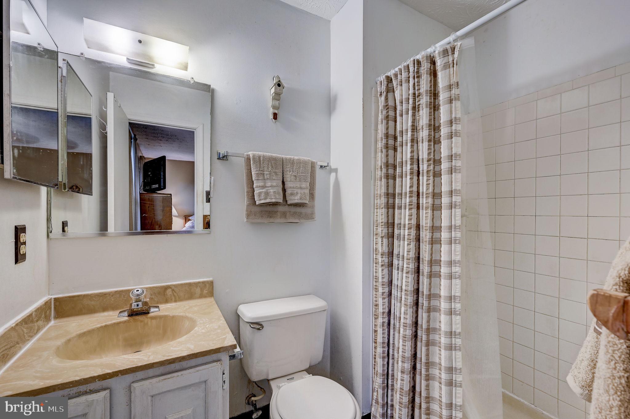 PINEDALE WOODS - Residential