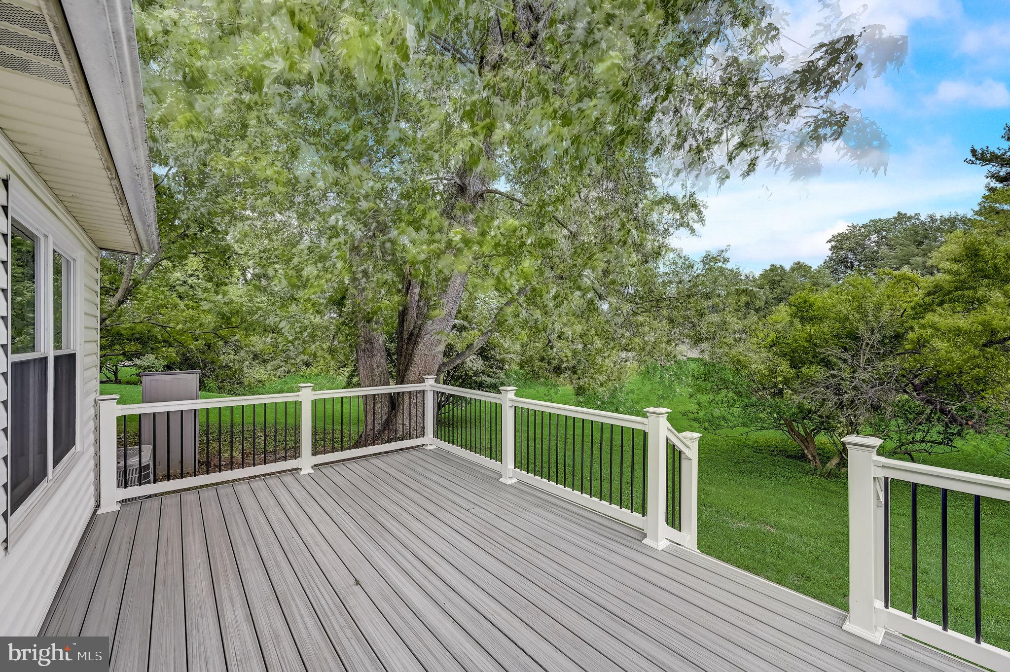 PINEDALE WOODS - Residential