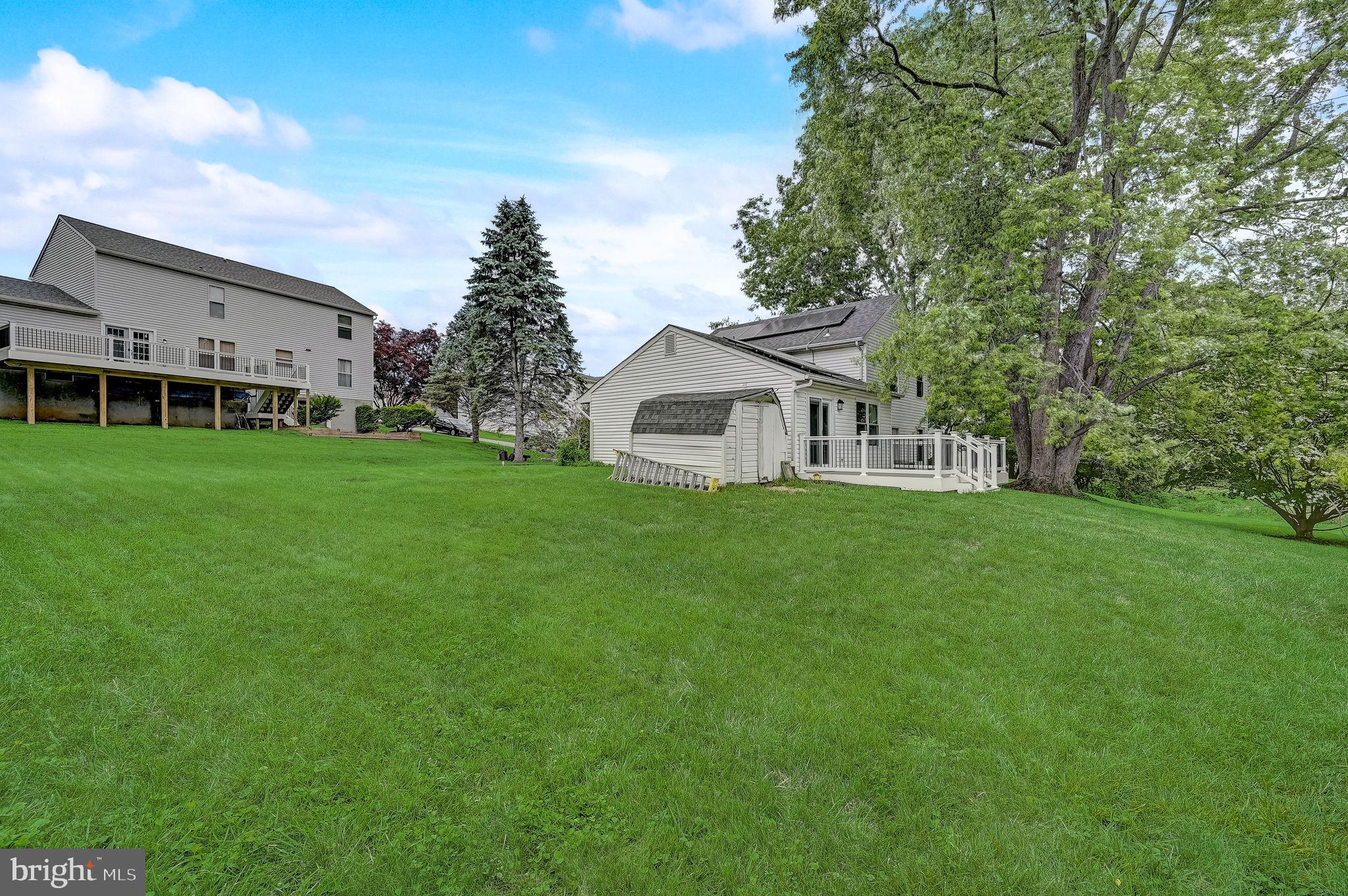 PINEDALE WOODS - Residential