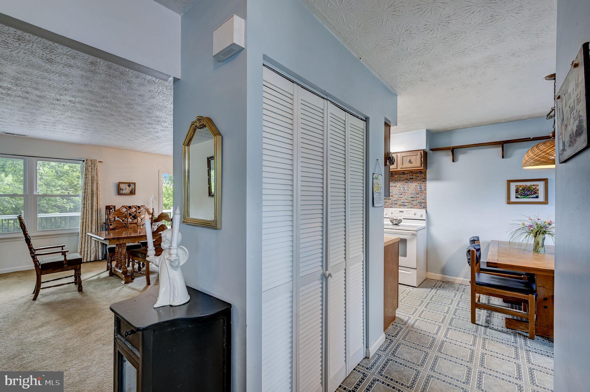 PINEDALE WOODS - Residential