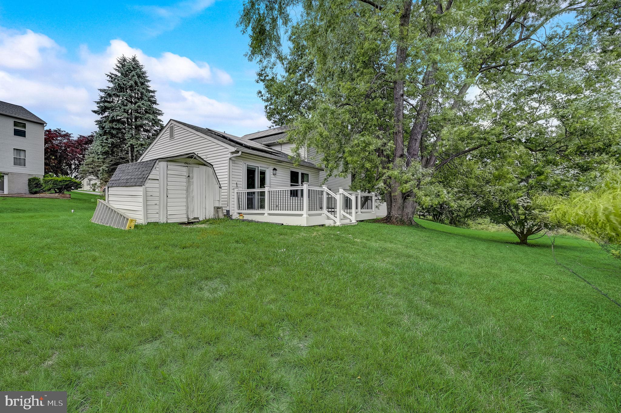 PINEDALE WOODS - Residential