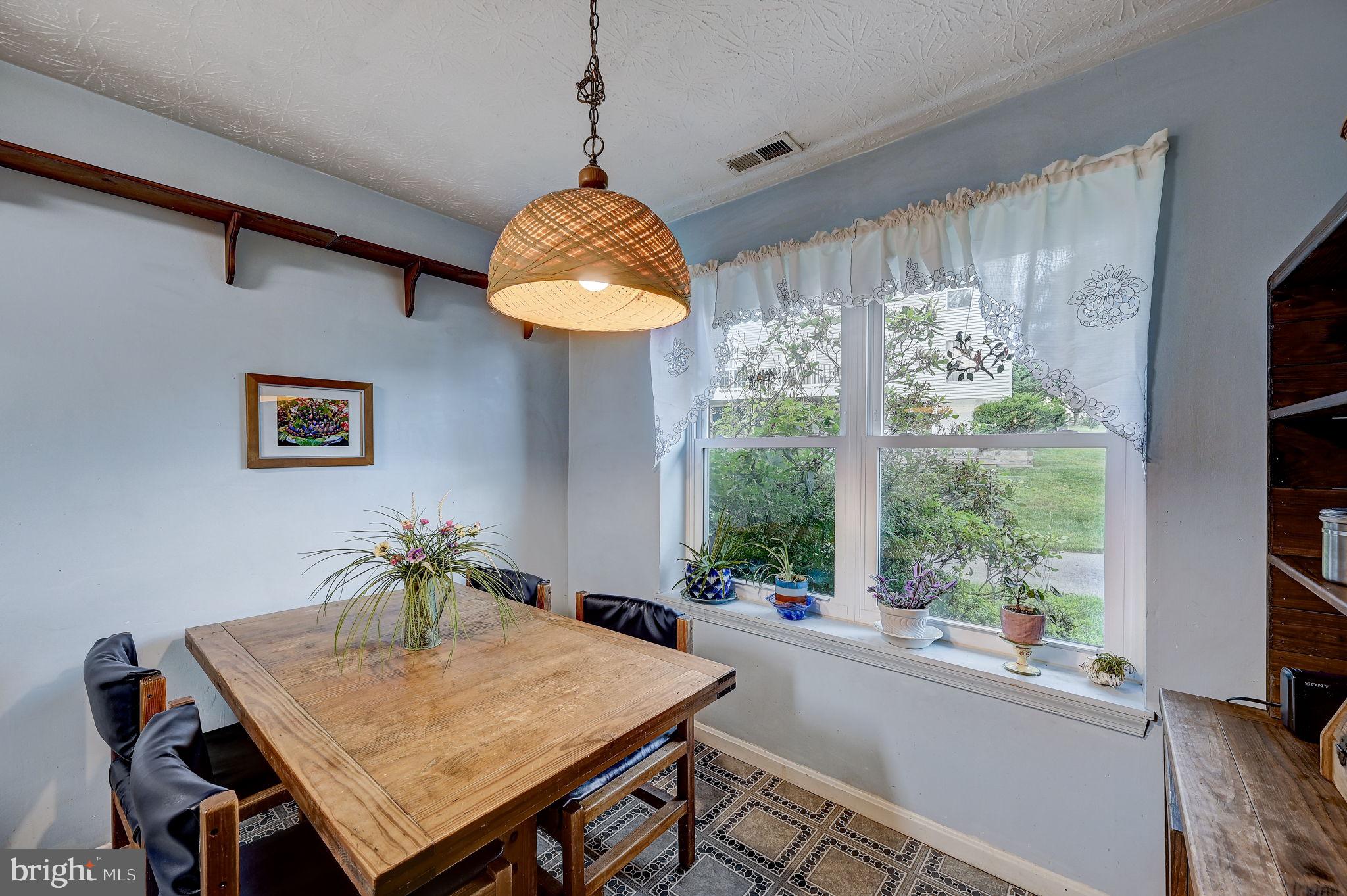 PINEDALE WOODS - Residential