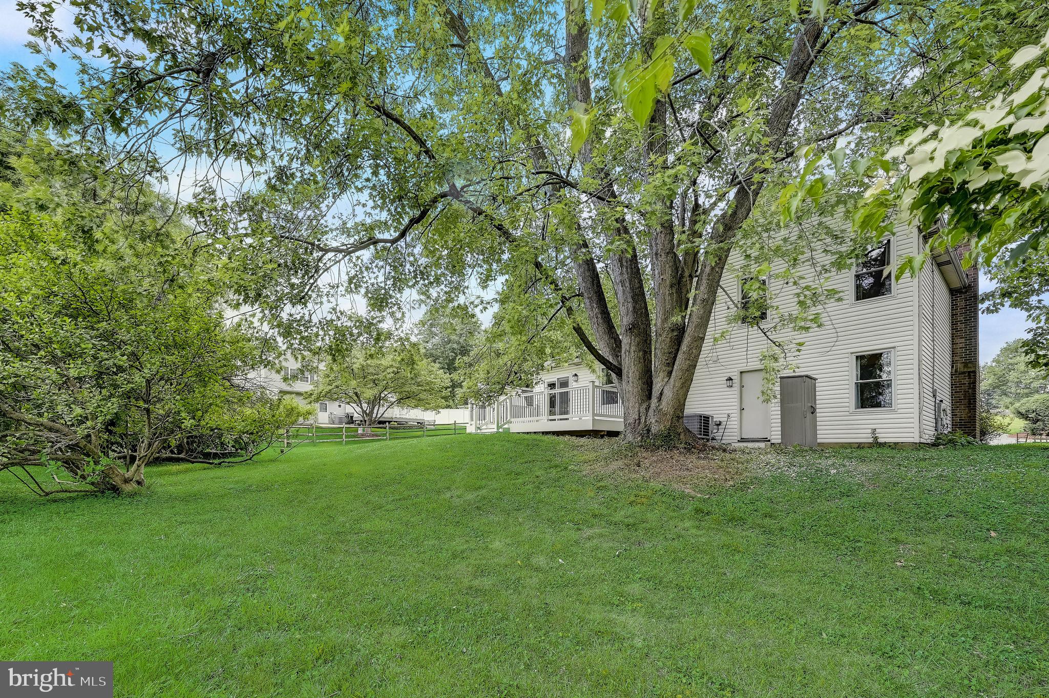 PINEDALE WOODS - Residential