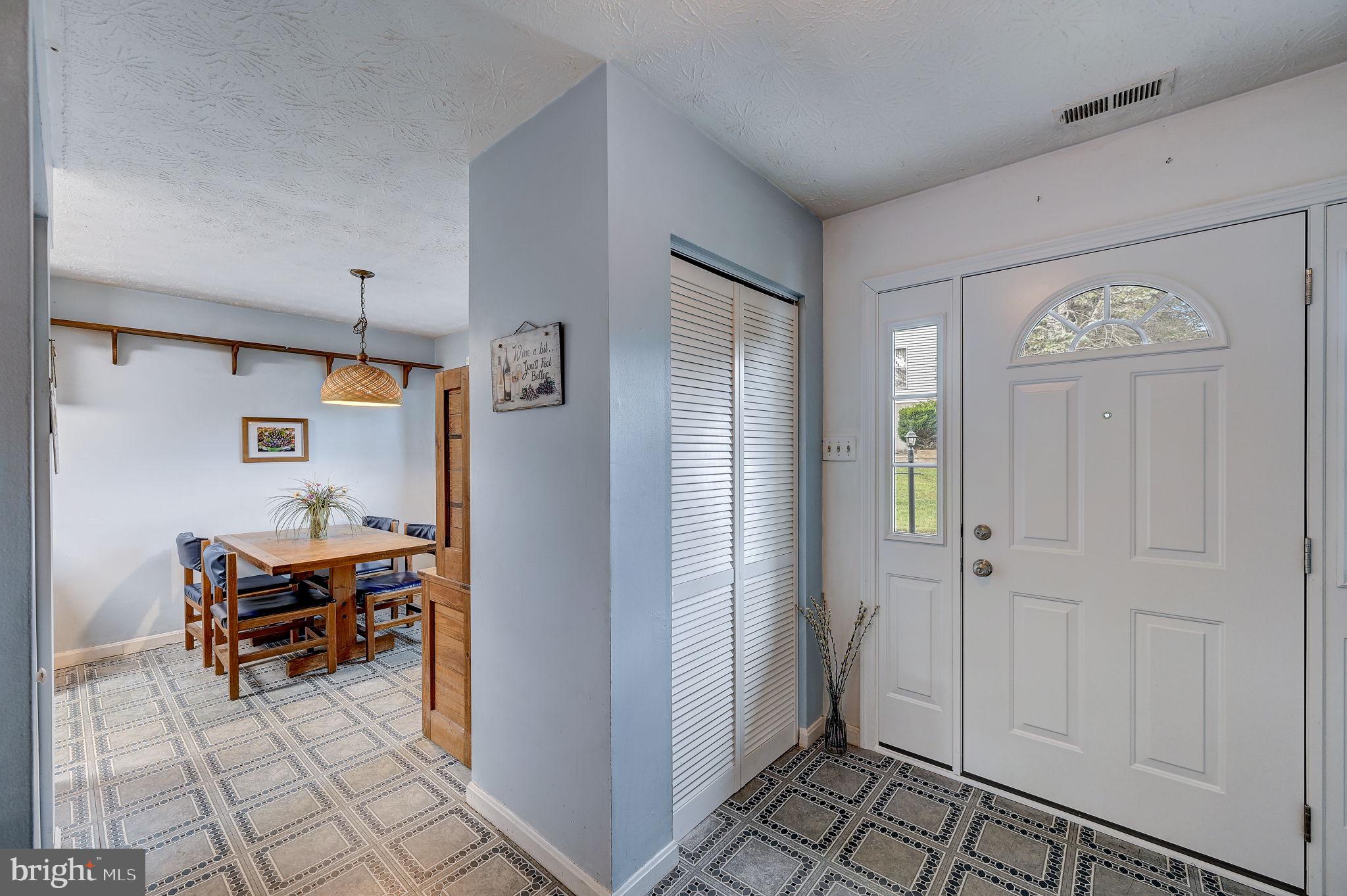 PINEDALE WOODS - Residential