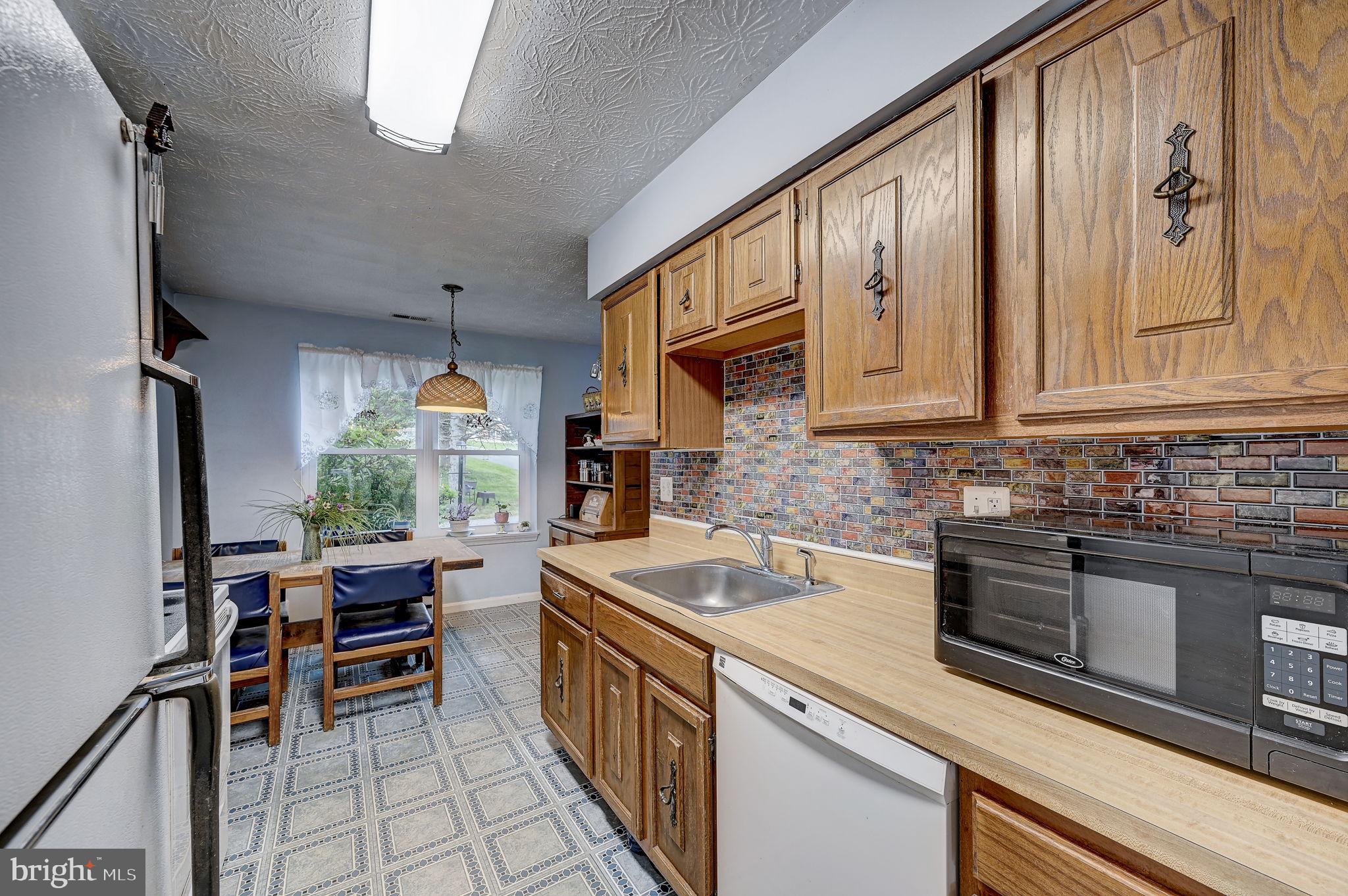 PINEDALE WOODS - Residential