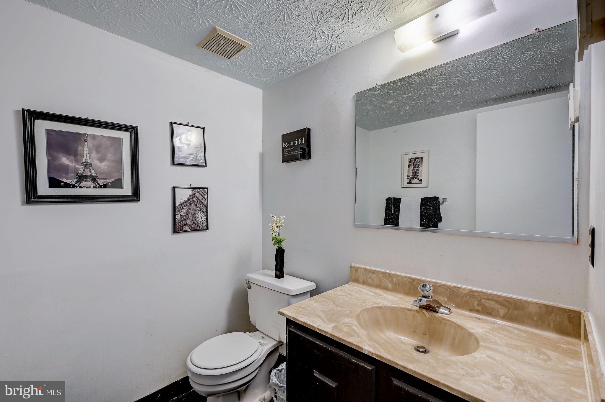 PINEDALE WOODS - Residential