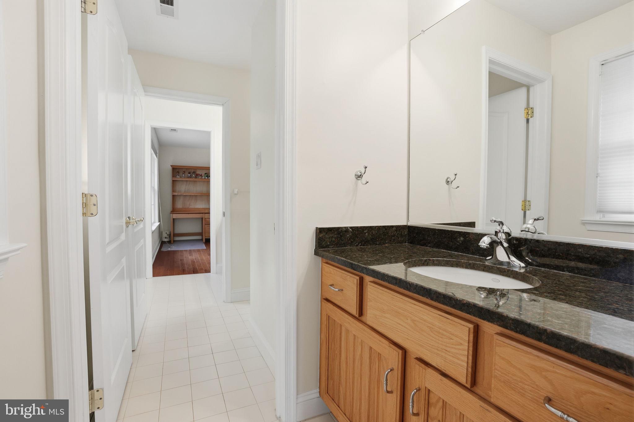 NON AVAILABLE - Residential