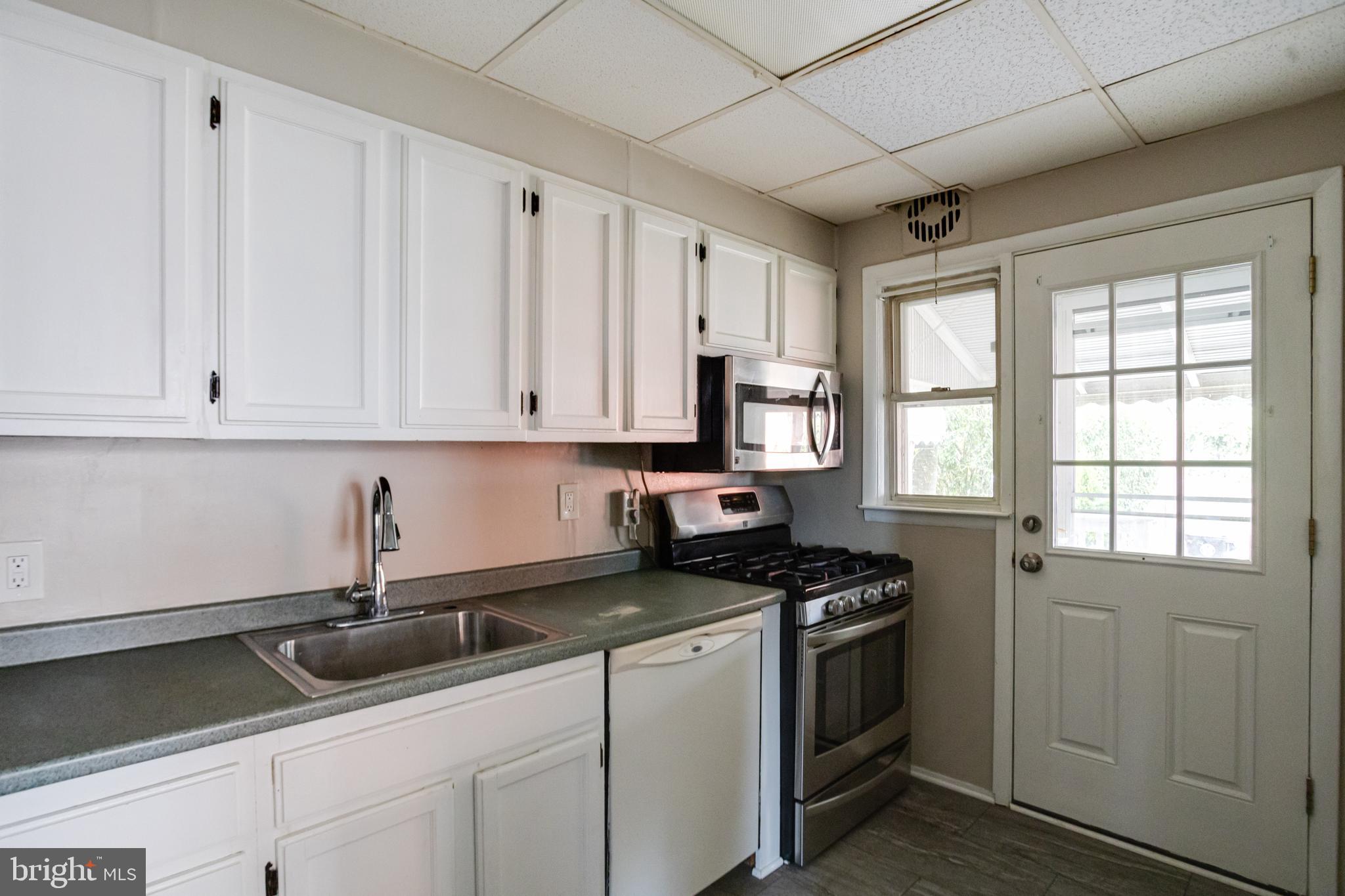 MIDDLESEX - Residential