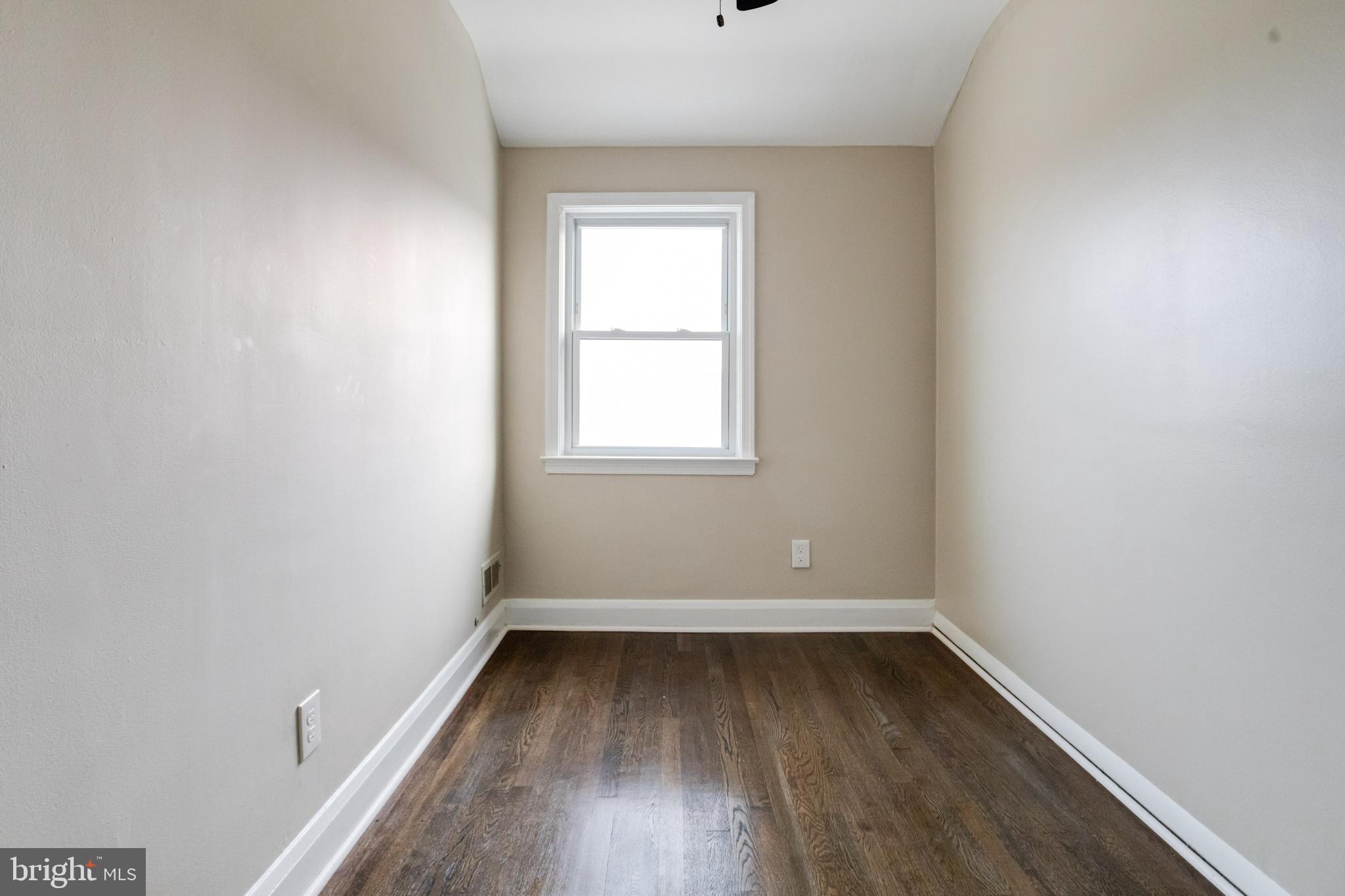 MIDDLESEX - Residential