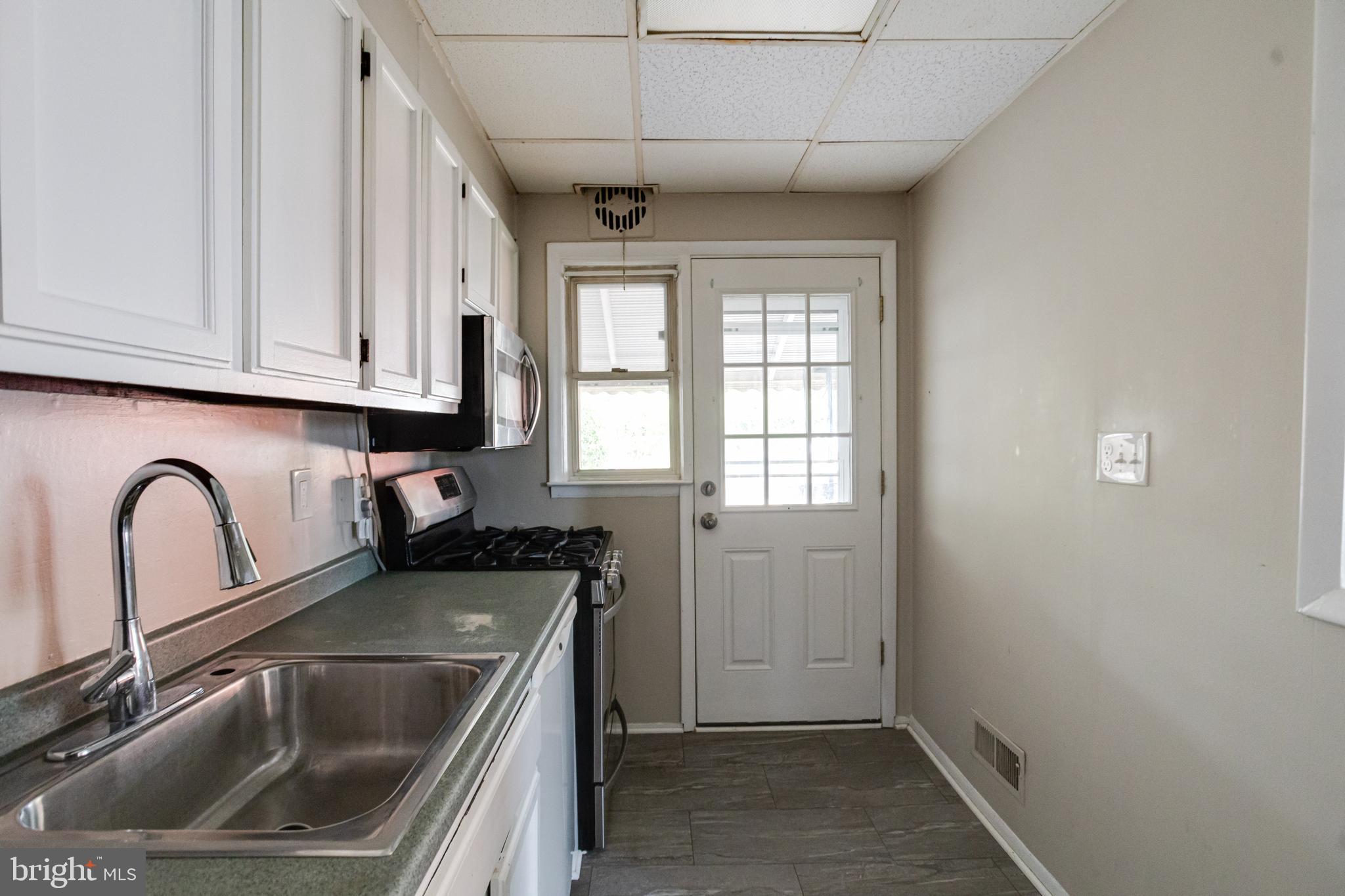 MIDDLESEX - Residential