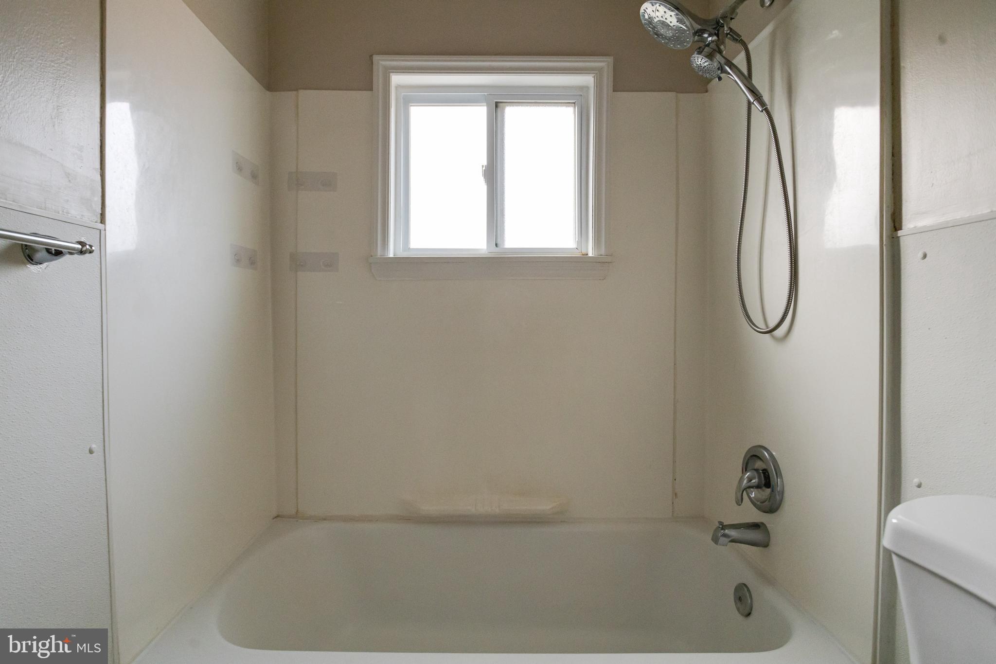 MIDDLESEX - Residential