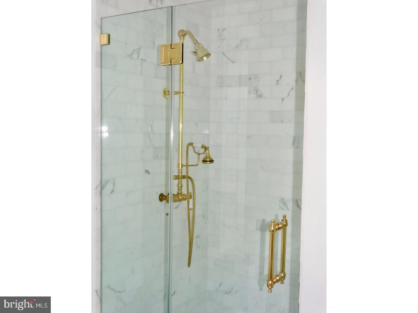 SOUTH WAYNE - Residential