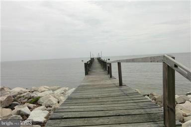 CAPE ANNE - Residential