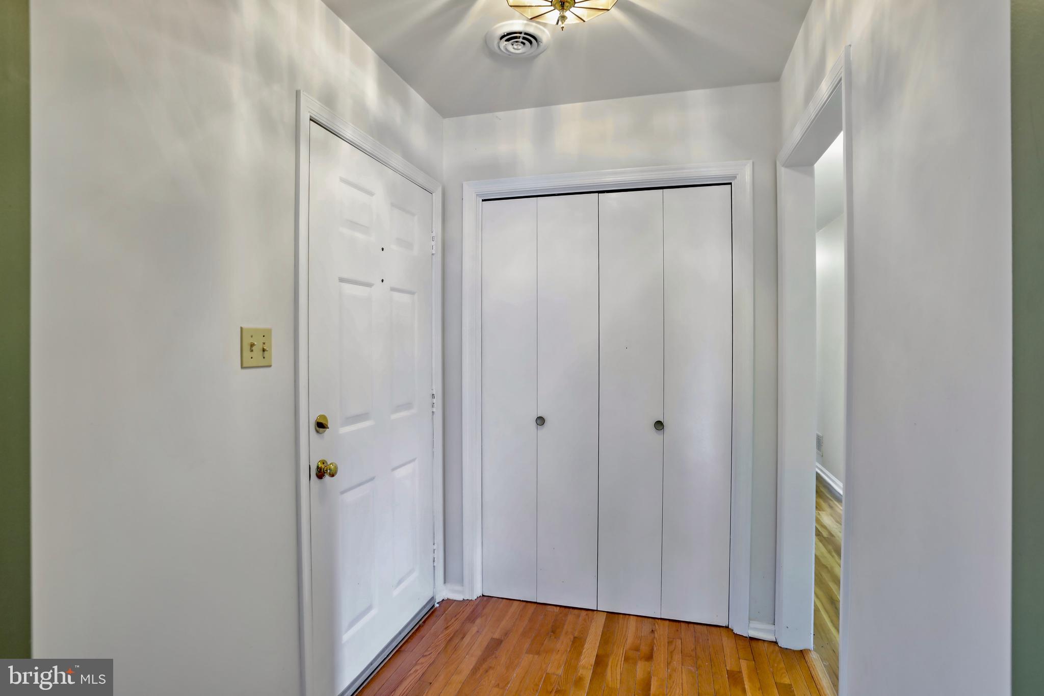 PEMBROKE GROVE - Residential