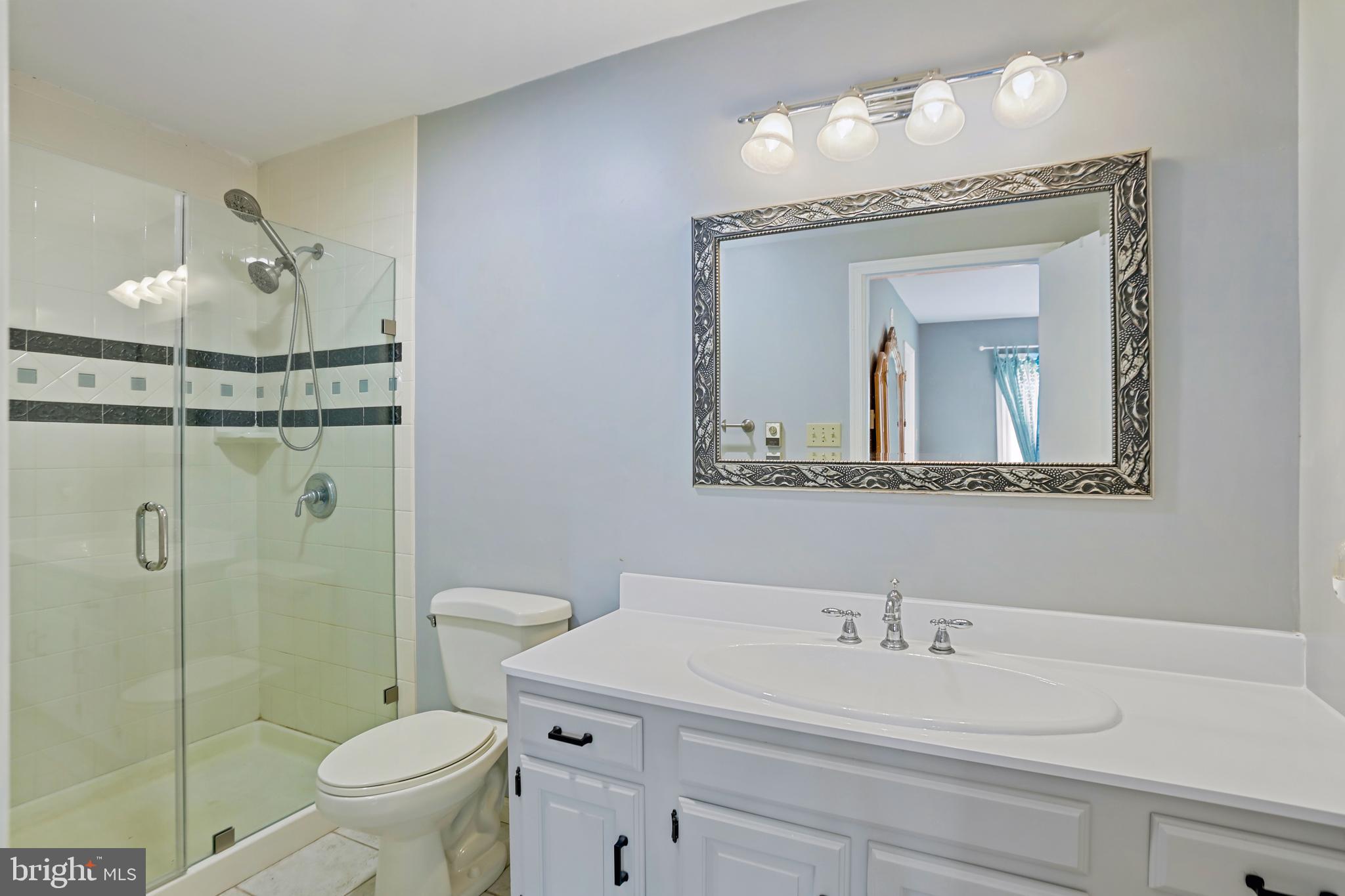 PEMBROKE GROVE - Residential