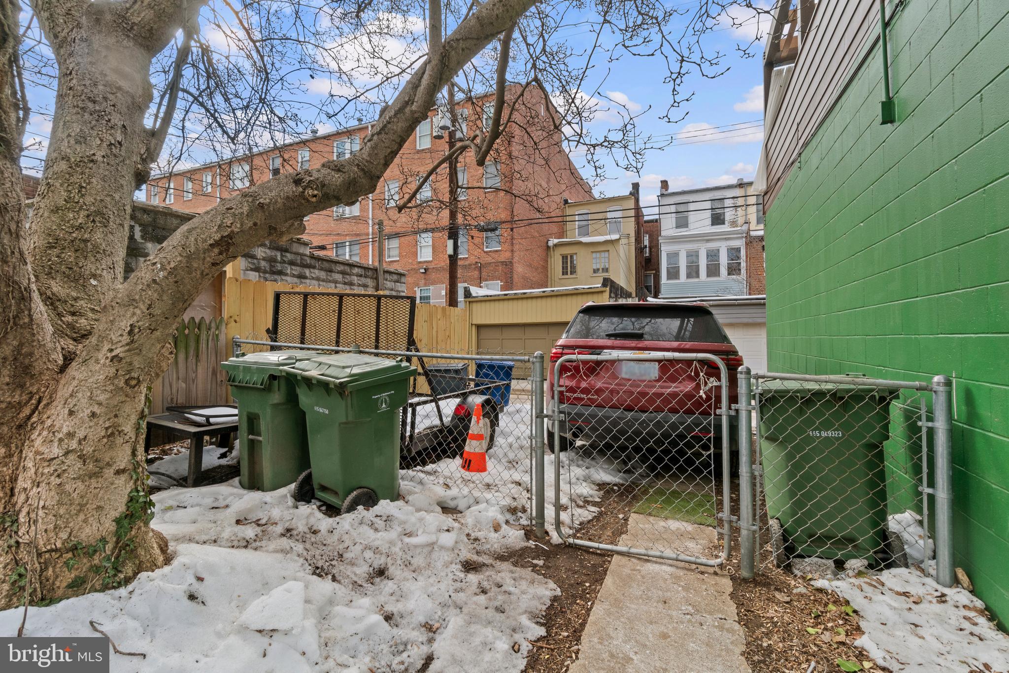 CHARLES VILLAGE - Commercial Sale