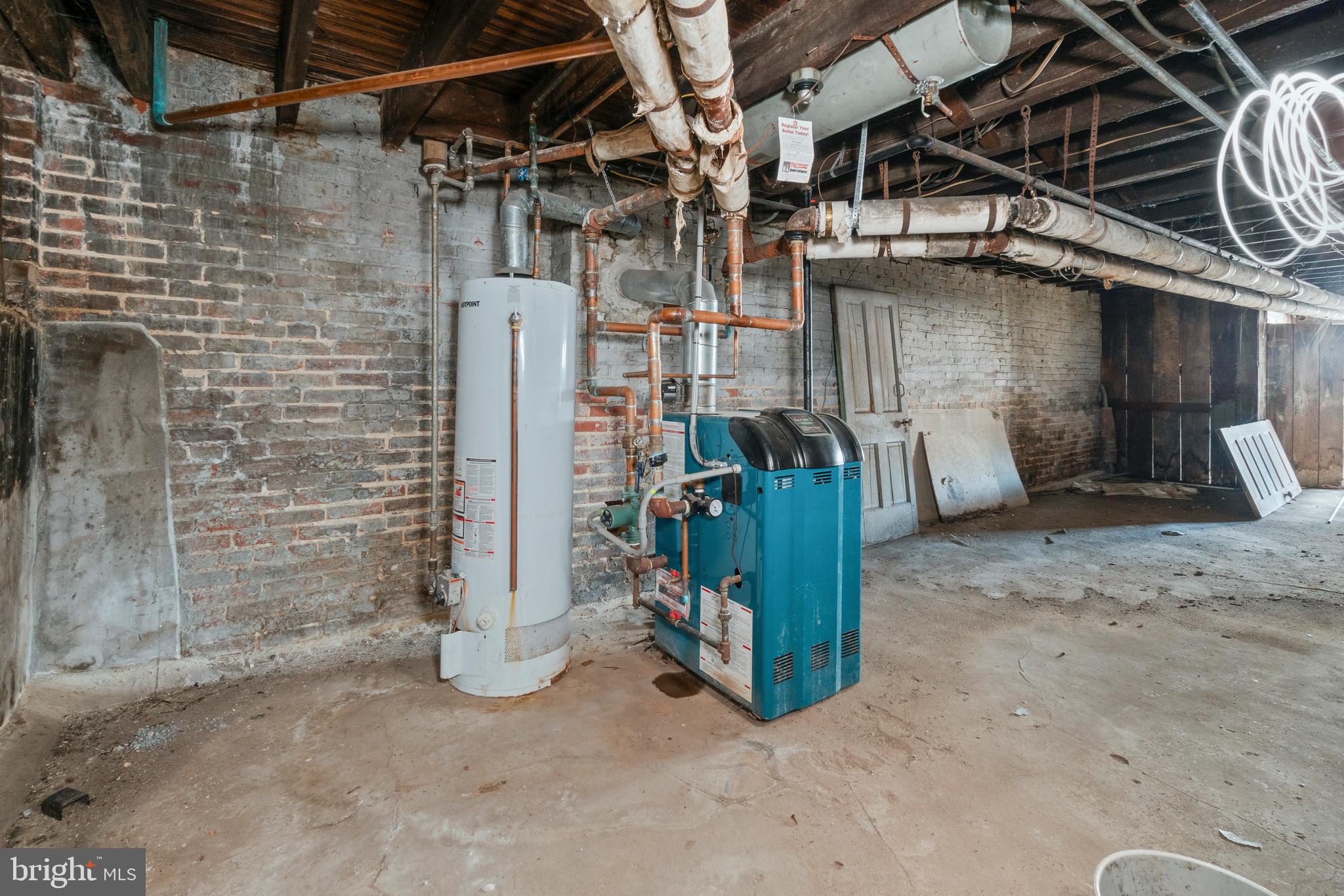 CHARLES VILLAGE - Commercial Sale