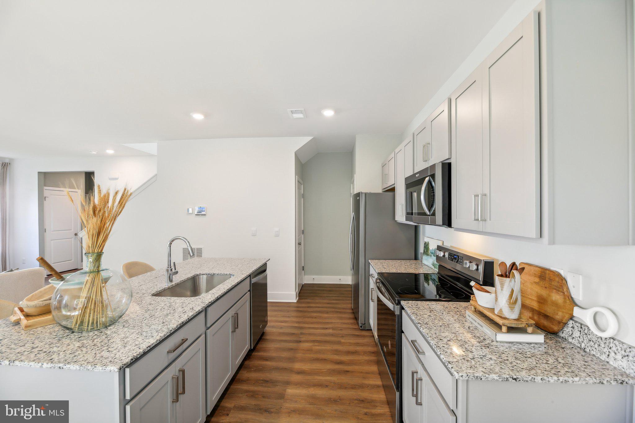 RETREAT AT WINDING CREEK - Residential