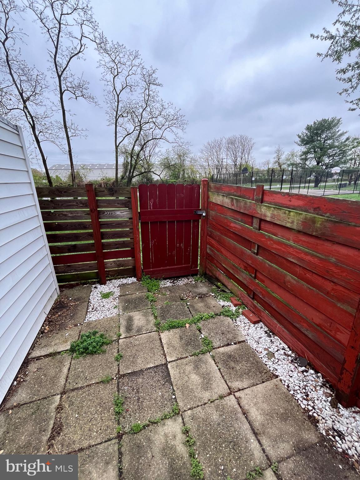 WILLOWBROOK - Residential Lease