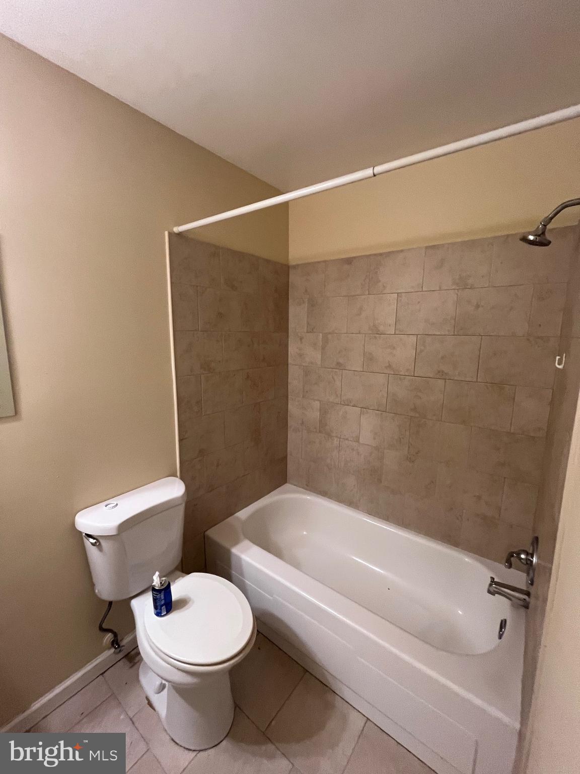 WILLOWBROOK - Residential Lease