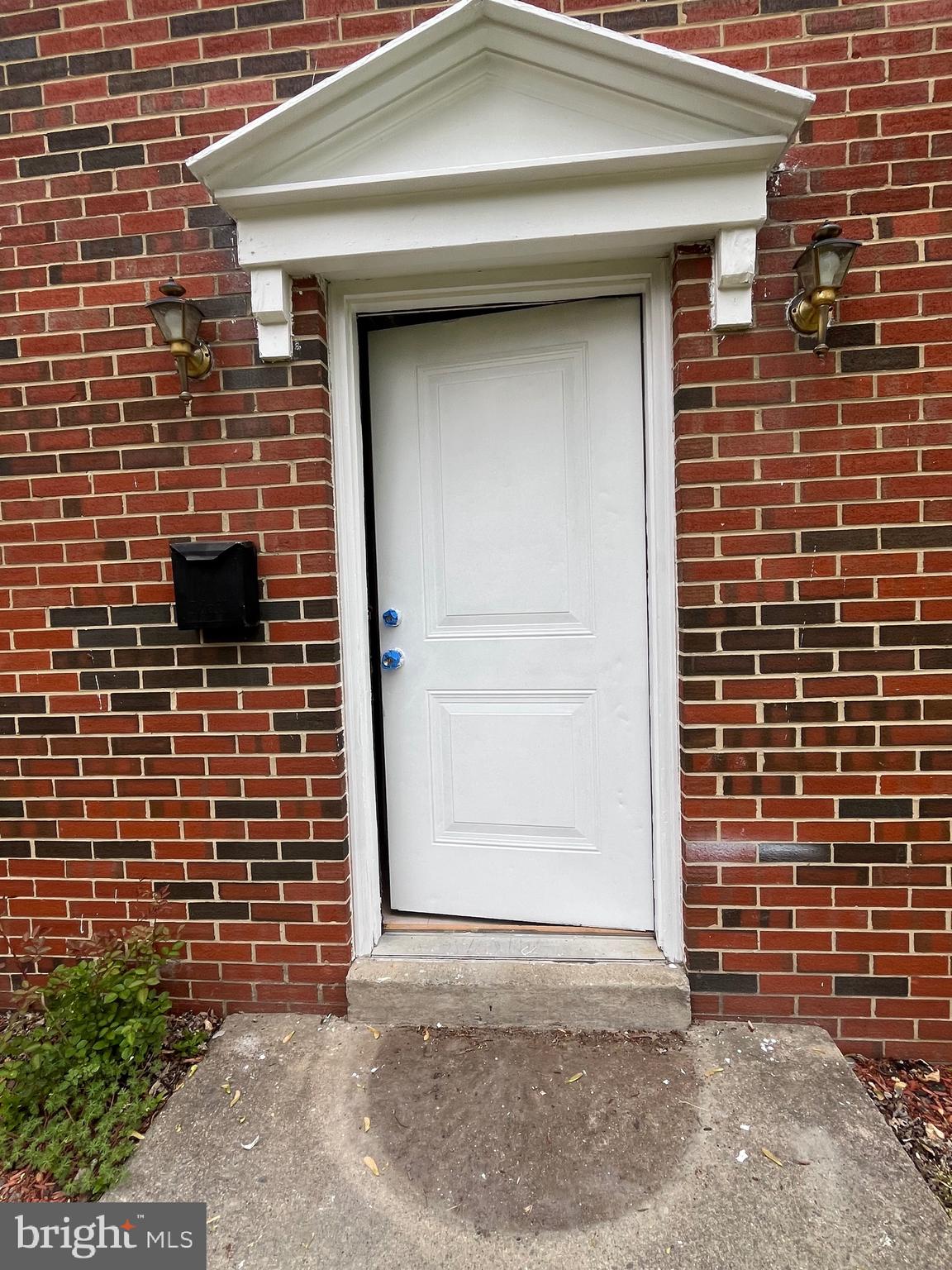 WILLOWBROOK - Residential Lease