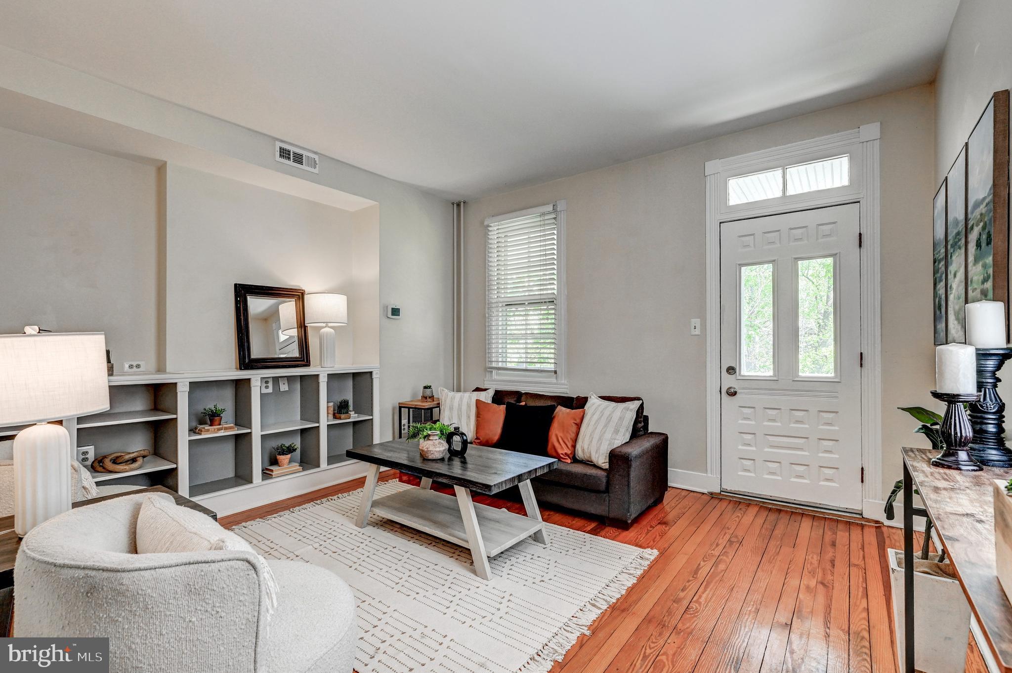 PLEASANT HILLS - Residential