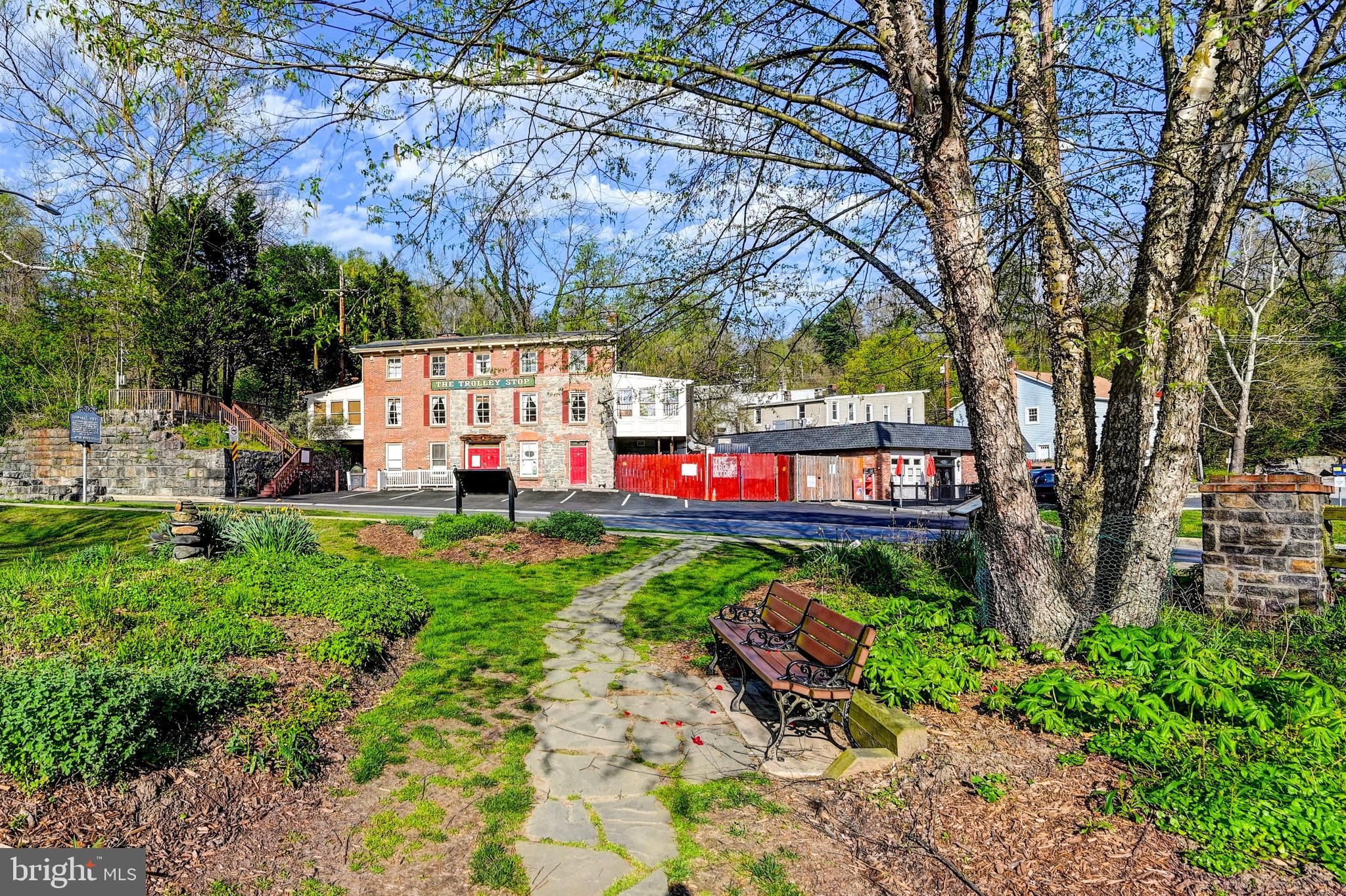 PLEASANT HILLS - Residential