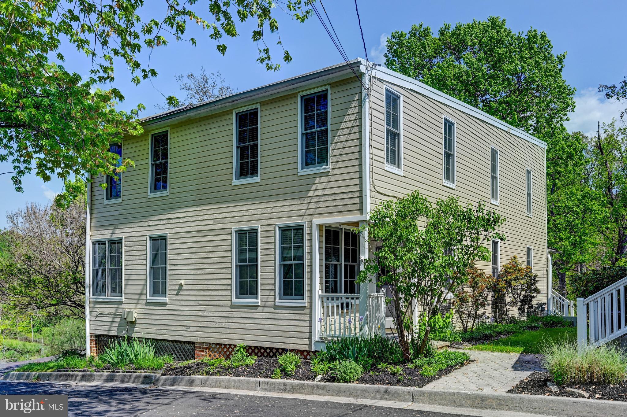 PLEASANT HILLS - Residential