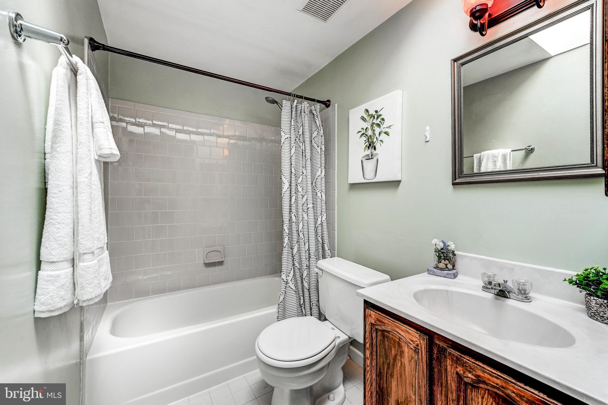 PLEASANT HILLS - Residential