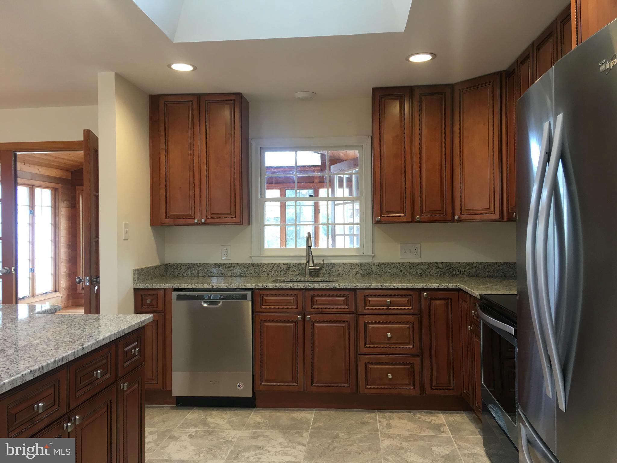 MT VERNON FOREST - Residential Lease