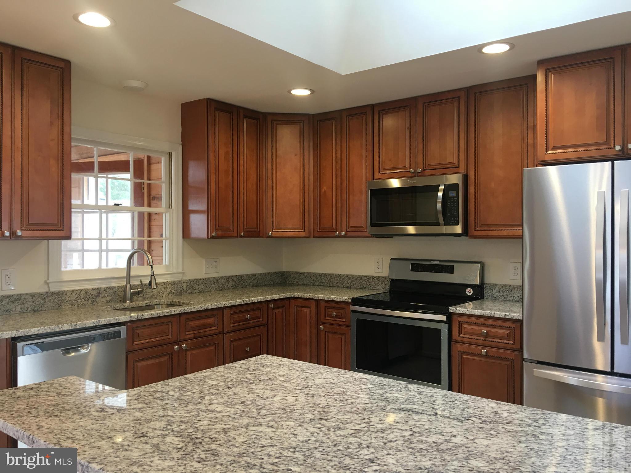 MT VERNON FOREST - Residential Lease