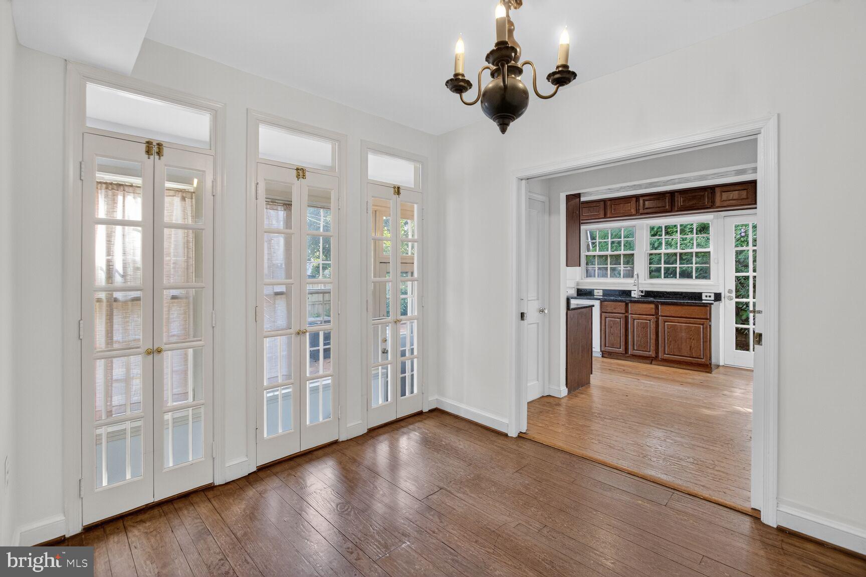 OLD TOWN ALEXANDRIA - Residential Lease