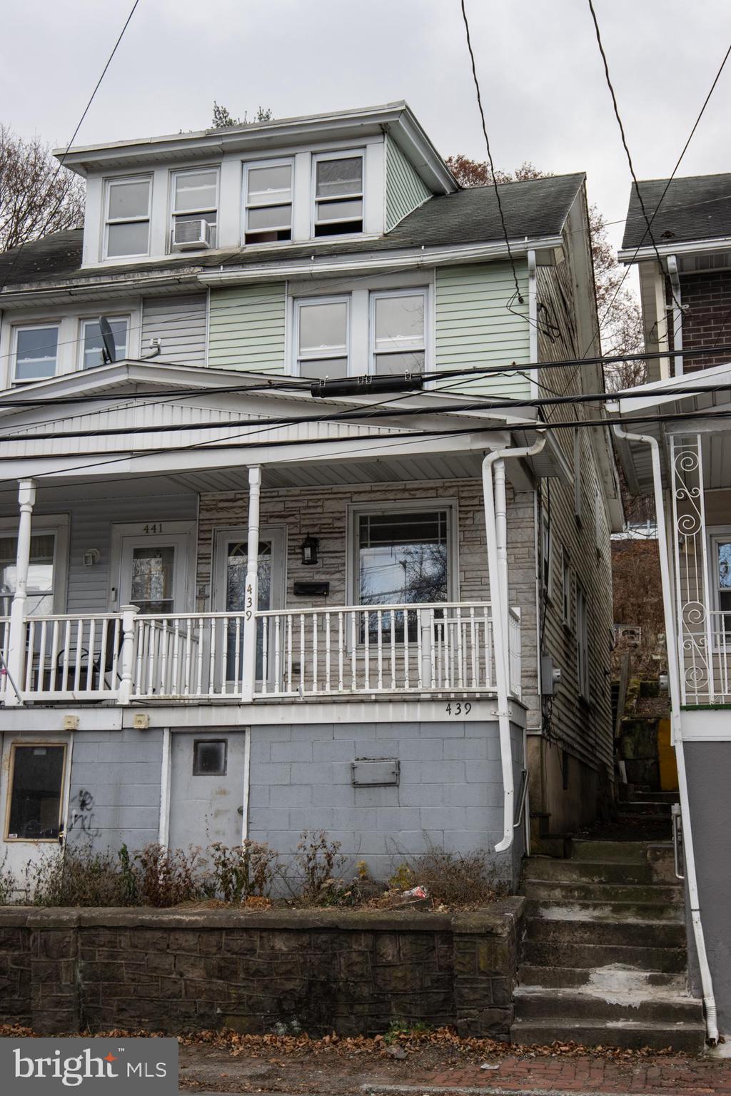 POTTSVILLE - Residential