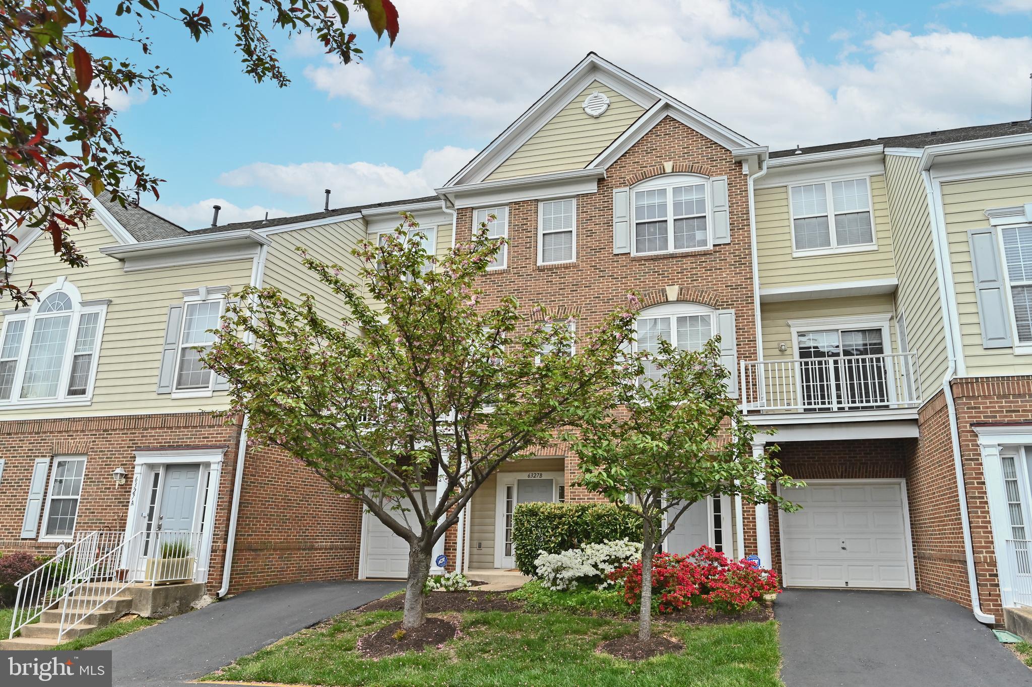 OVERLOOK CONDOMINIUM - Residential