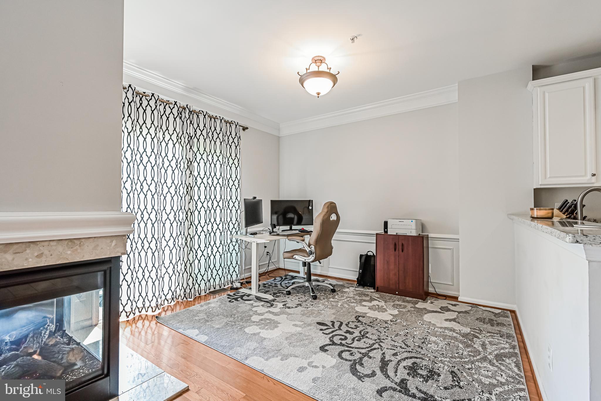 OVERLOOK CONDOMINIUM - Residential