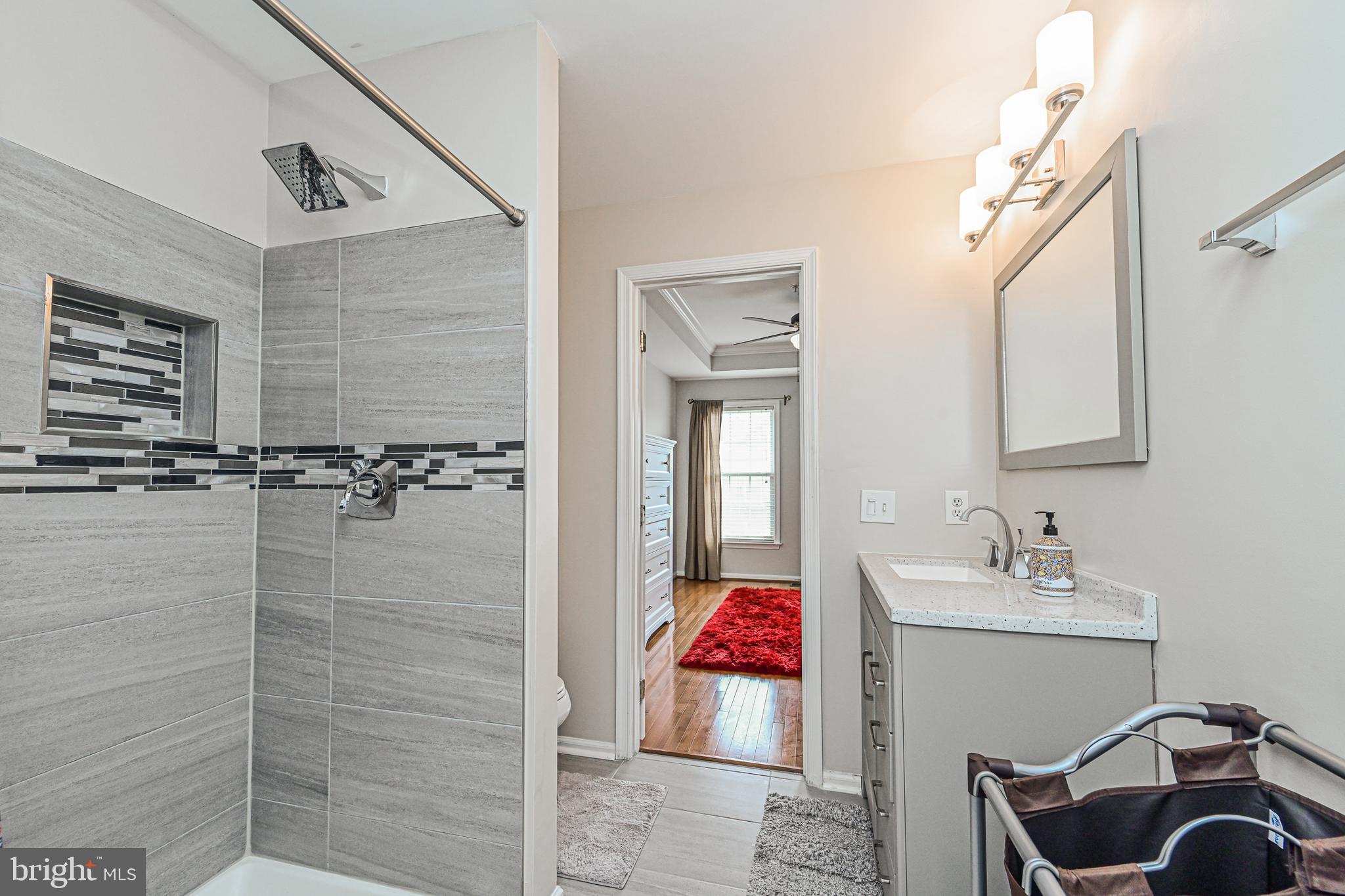 OVERLOOK CONDOMINIUM - Residential