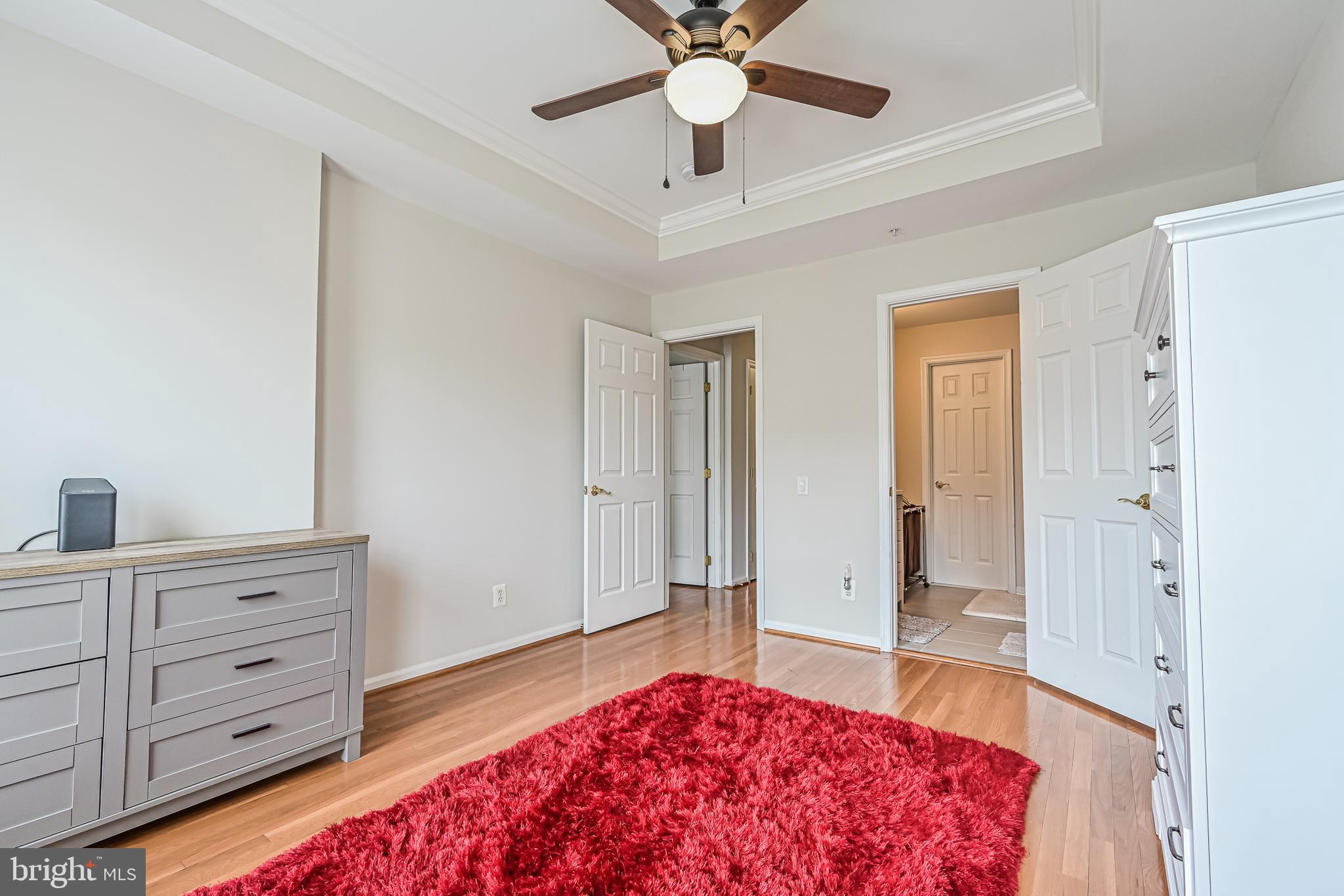 OVERLOOK CONDOMINIUM - Residential