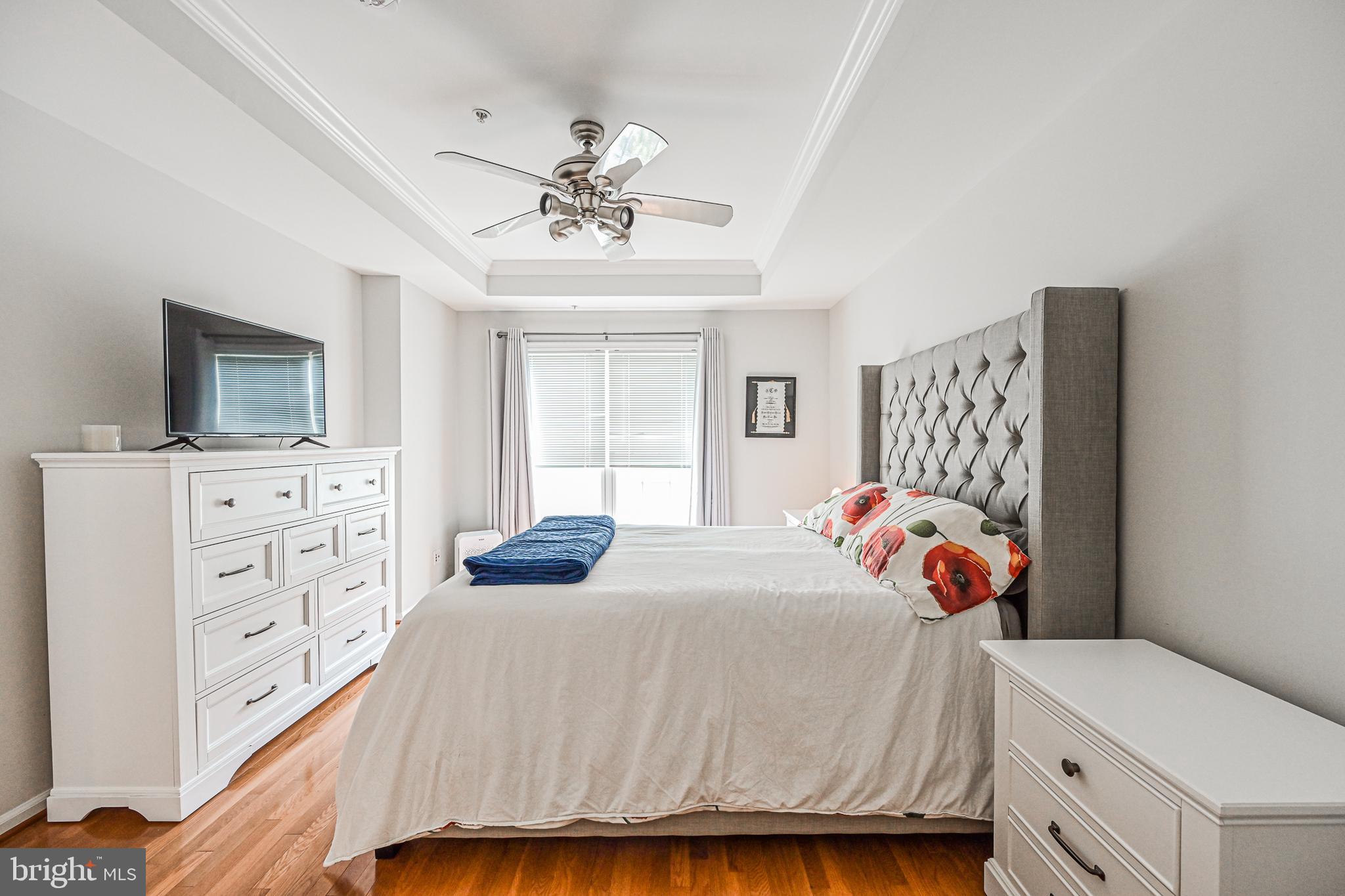 OVERLOOK CONDOMINIUM - Residential