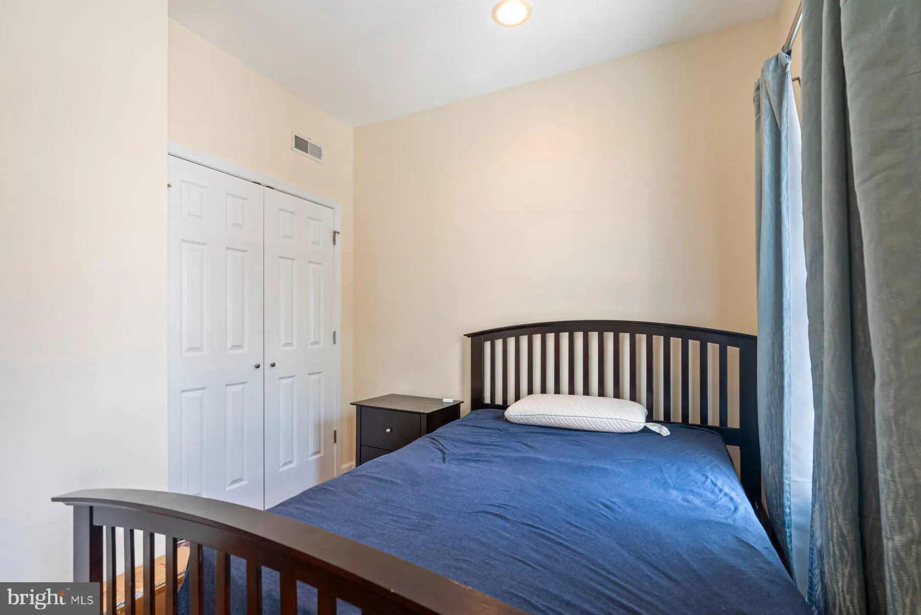 Philadelphia, Pennsylvania 19146, United States, 3 Bedrooms Bedrooms, ,2 BathroomsBathrooms,Residential,Active,147255