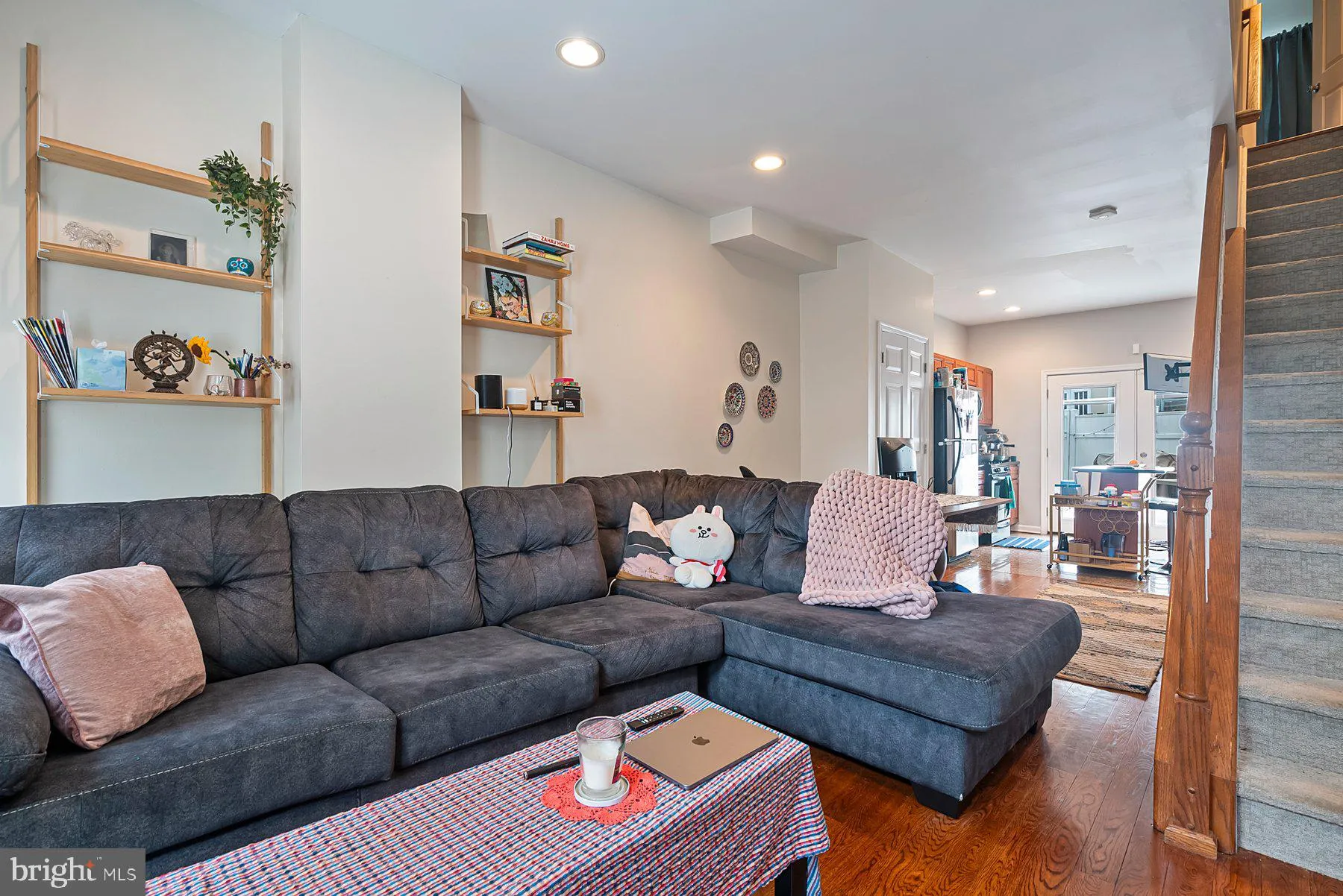 Philadelphia, Pennsylvania 19146, United States, 3 Bedrooms Bedrooms, ,2 BathroomsBathrooms,Residential,Active,147255