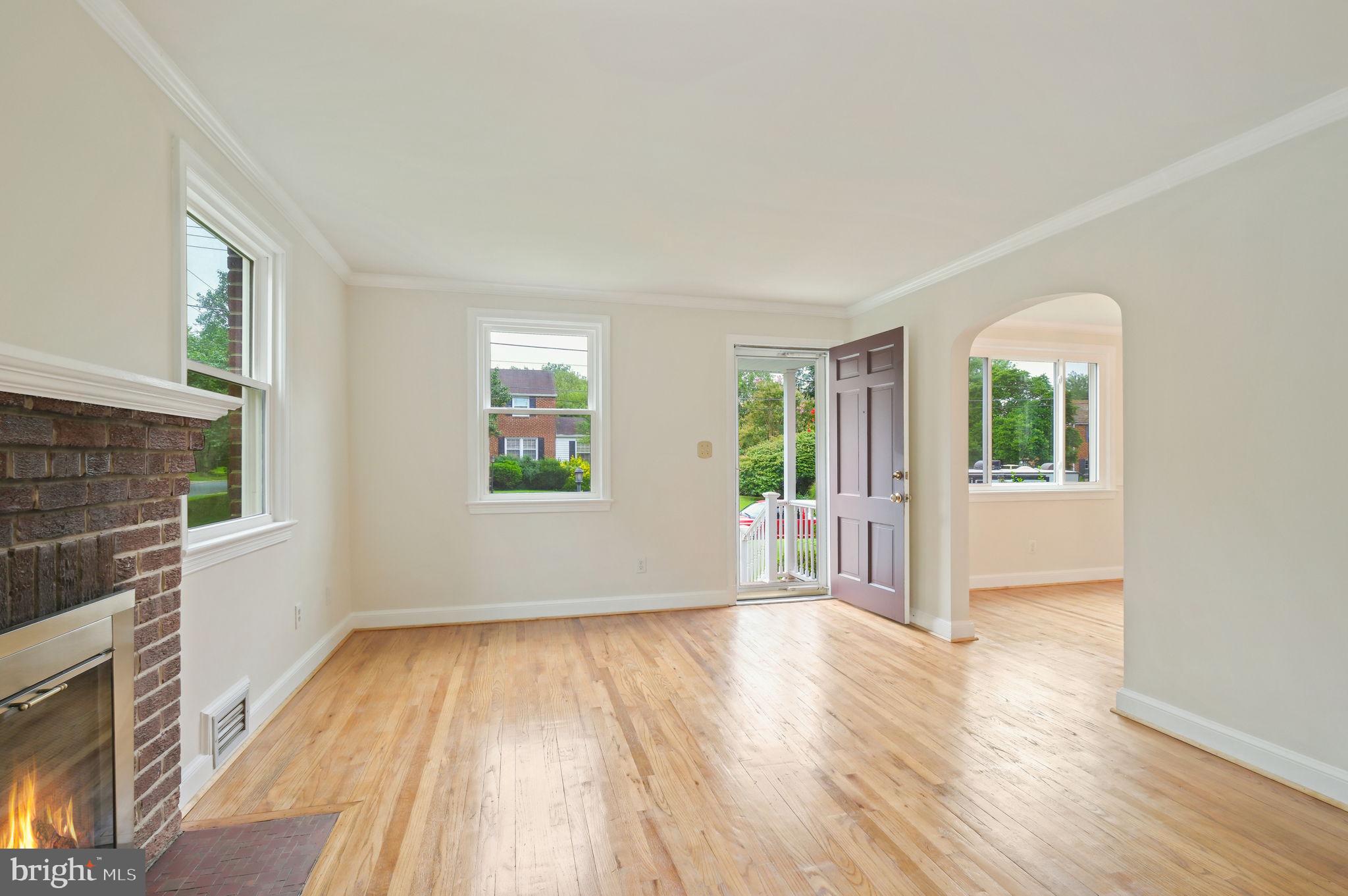 WHEATON HILLS - Residential