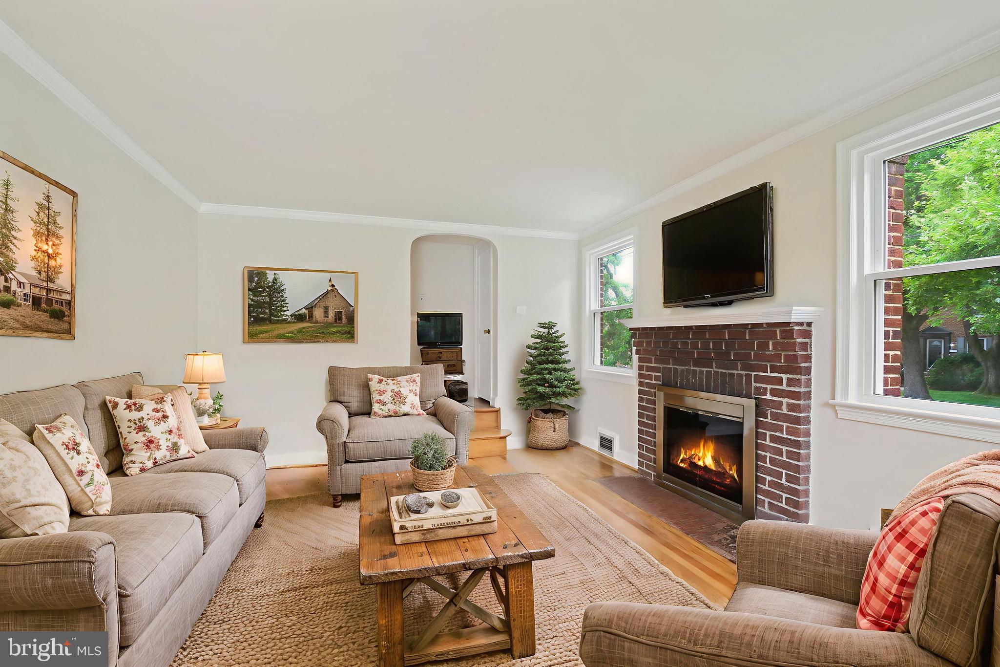 WHEATON HILLS - Residential